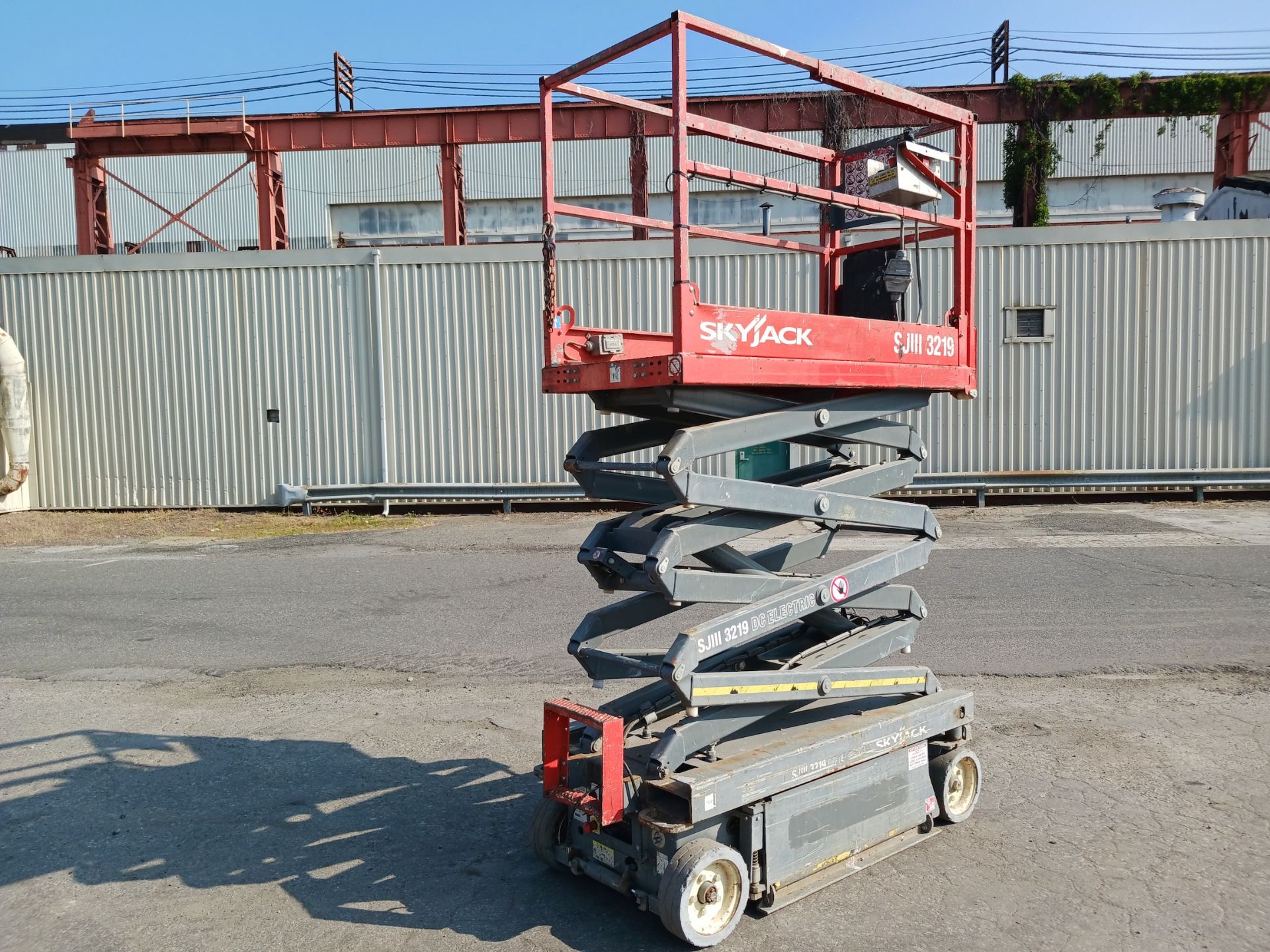 2013 Skyjack SJIII-3219 19ft Scissor Lift (A1) - Image 6 of 16