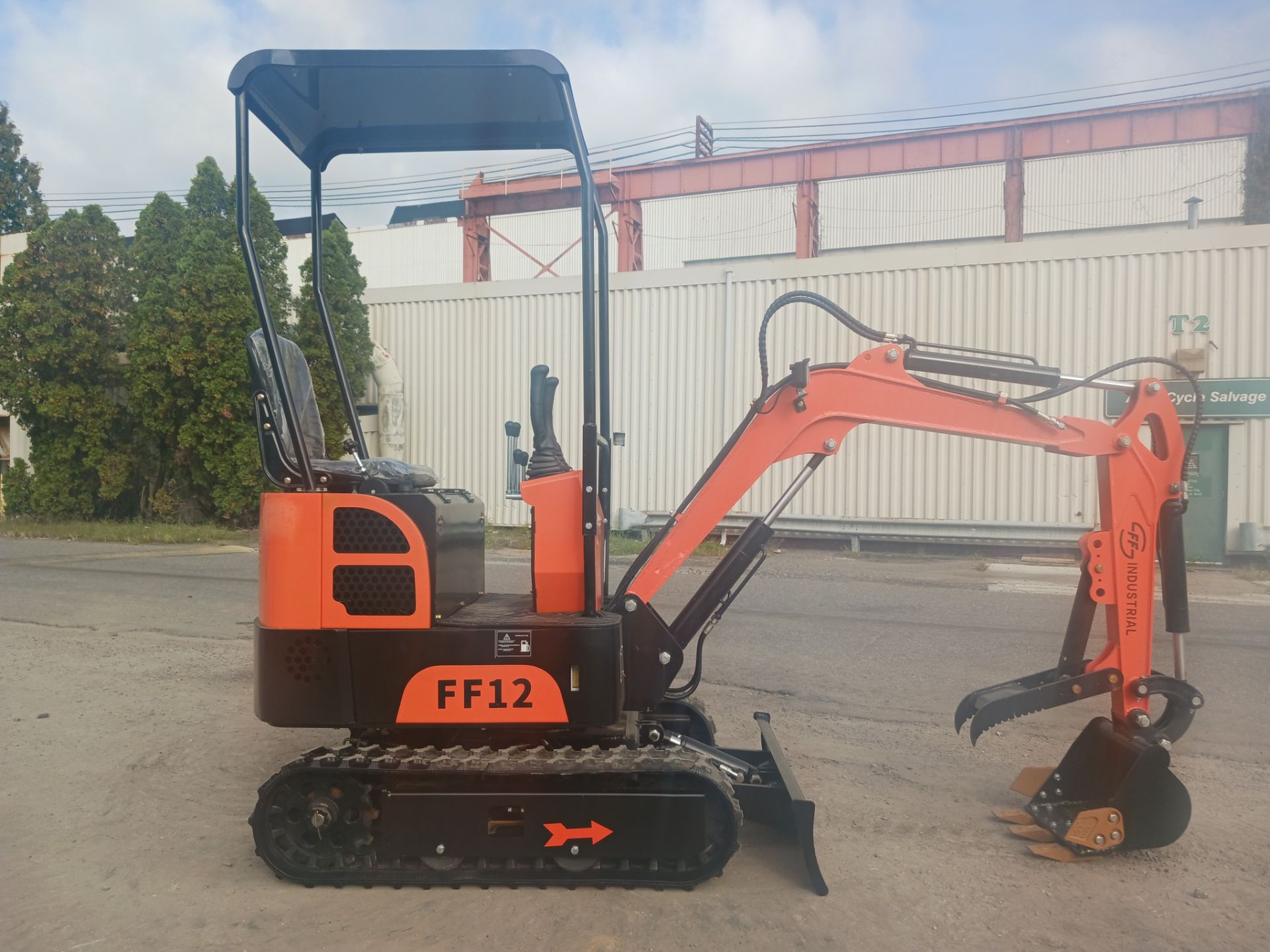 New 2023 FF Industrial FF-12 Mini Excavator