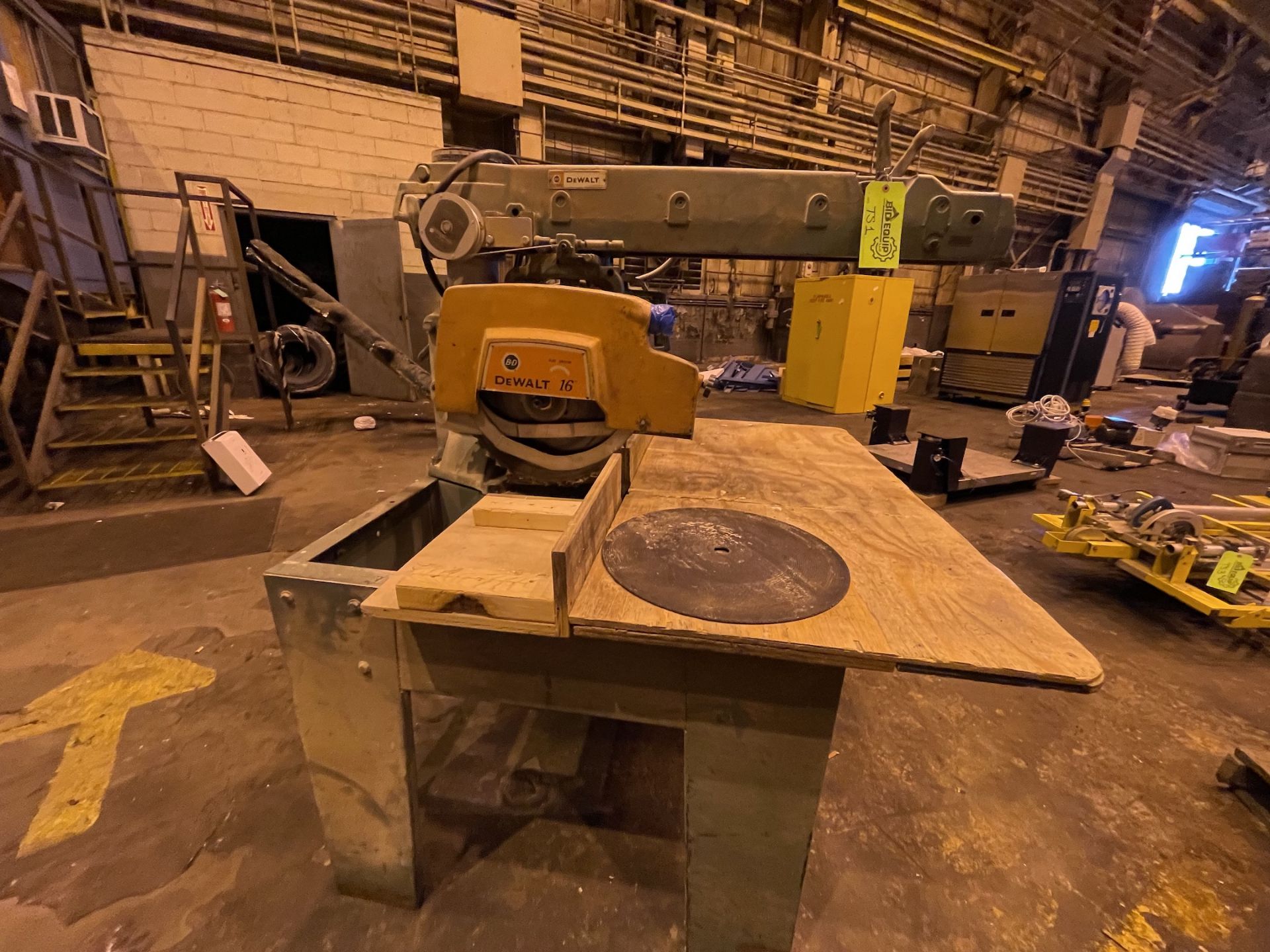 Dewalt Table Saw (TS1)