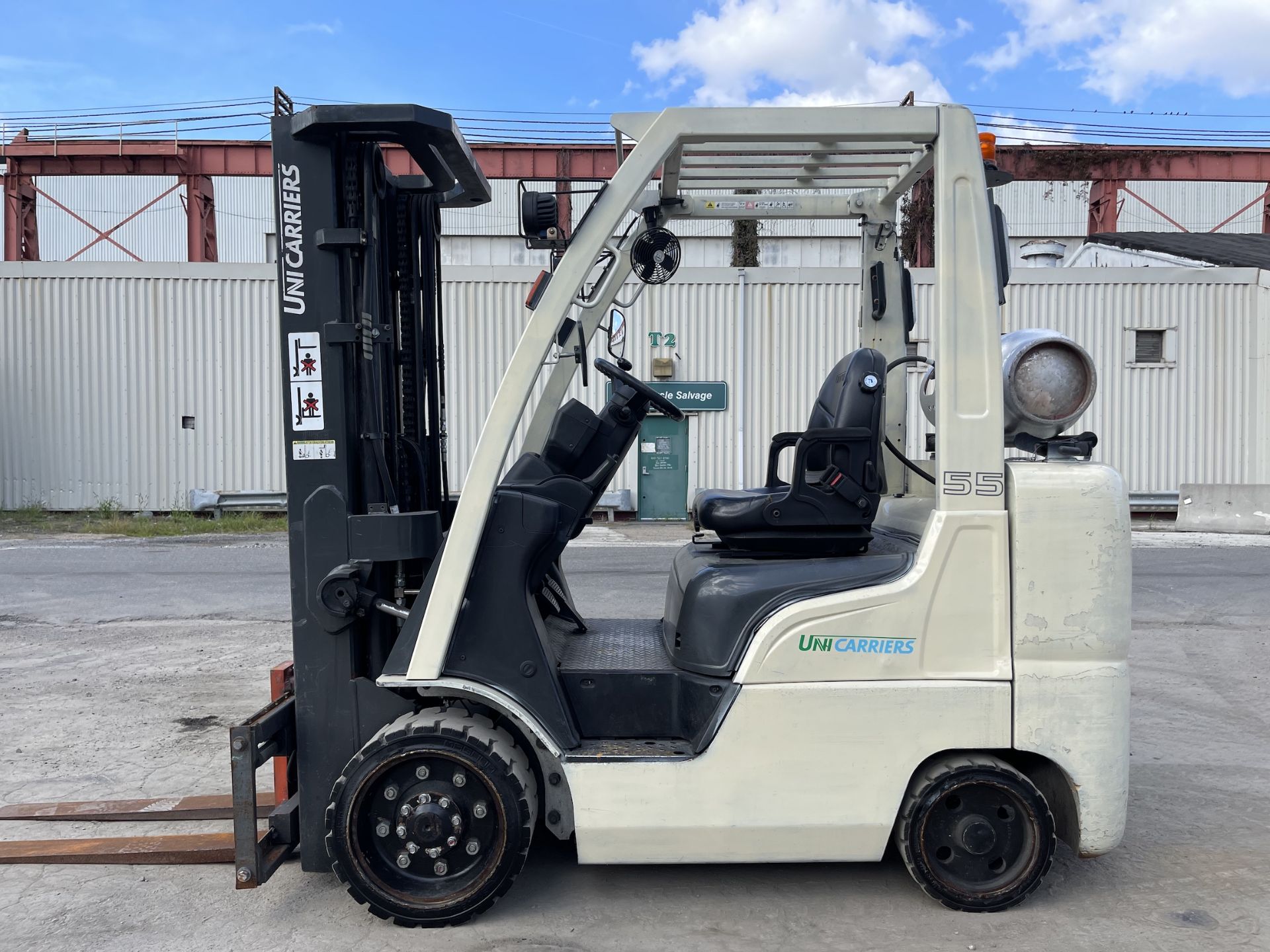 UniCarrier MCP1F2A28LV 5,500lb Forklift (E2)