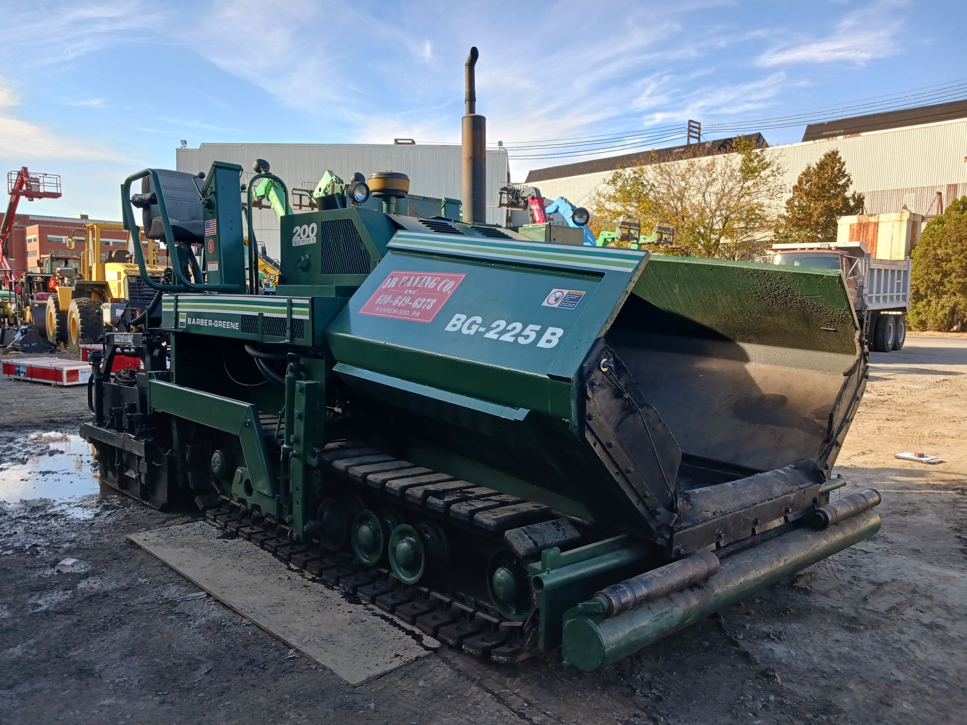 Barber-Greene BG225B 200 Series Paver (JR1) - Image 3 of 20