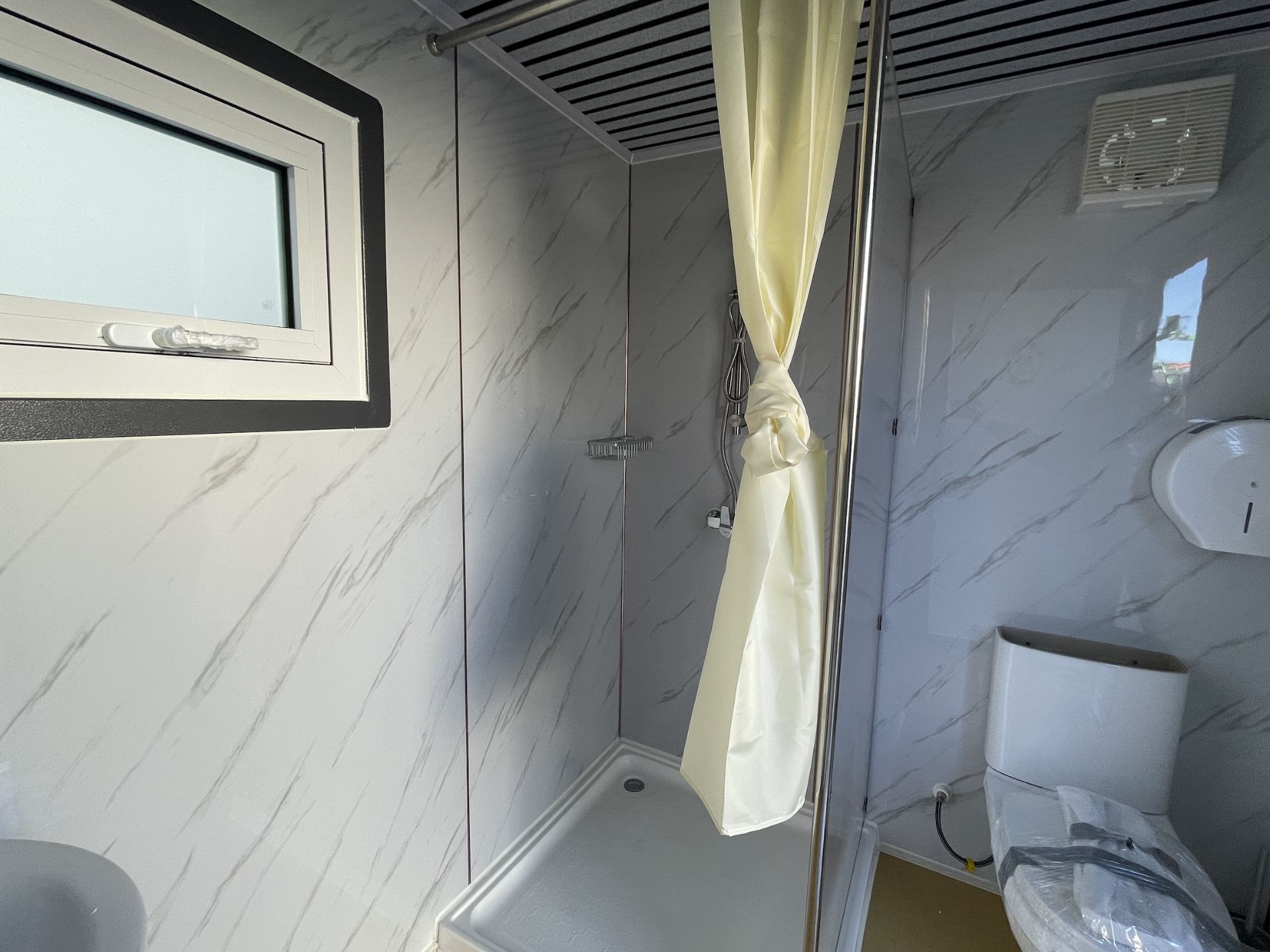 Brand New Unused 2023 Bastone 110V Portable Toilet with Shower (NY144) - Image 8 of 13
