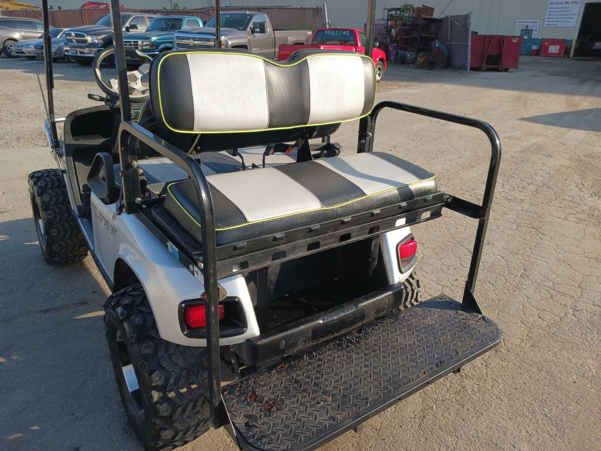 EZ-G0 Electric Golf Cart - Image 16 of 26