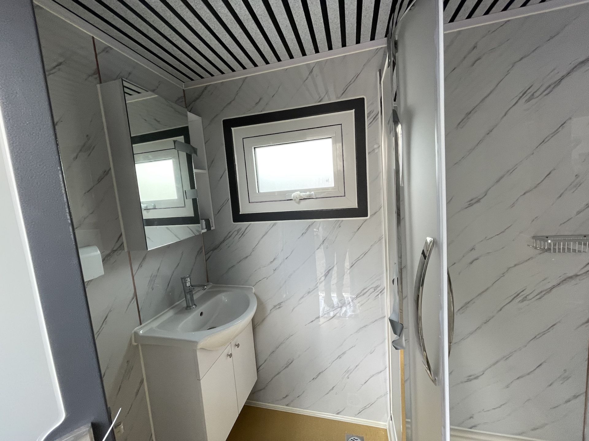 Brand New Bastone 110V Mobile Bathroom (NY177) - Image 17 of 20