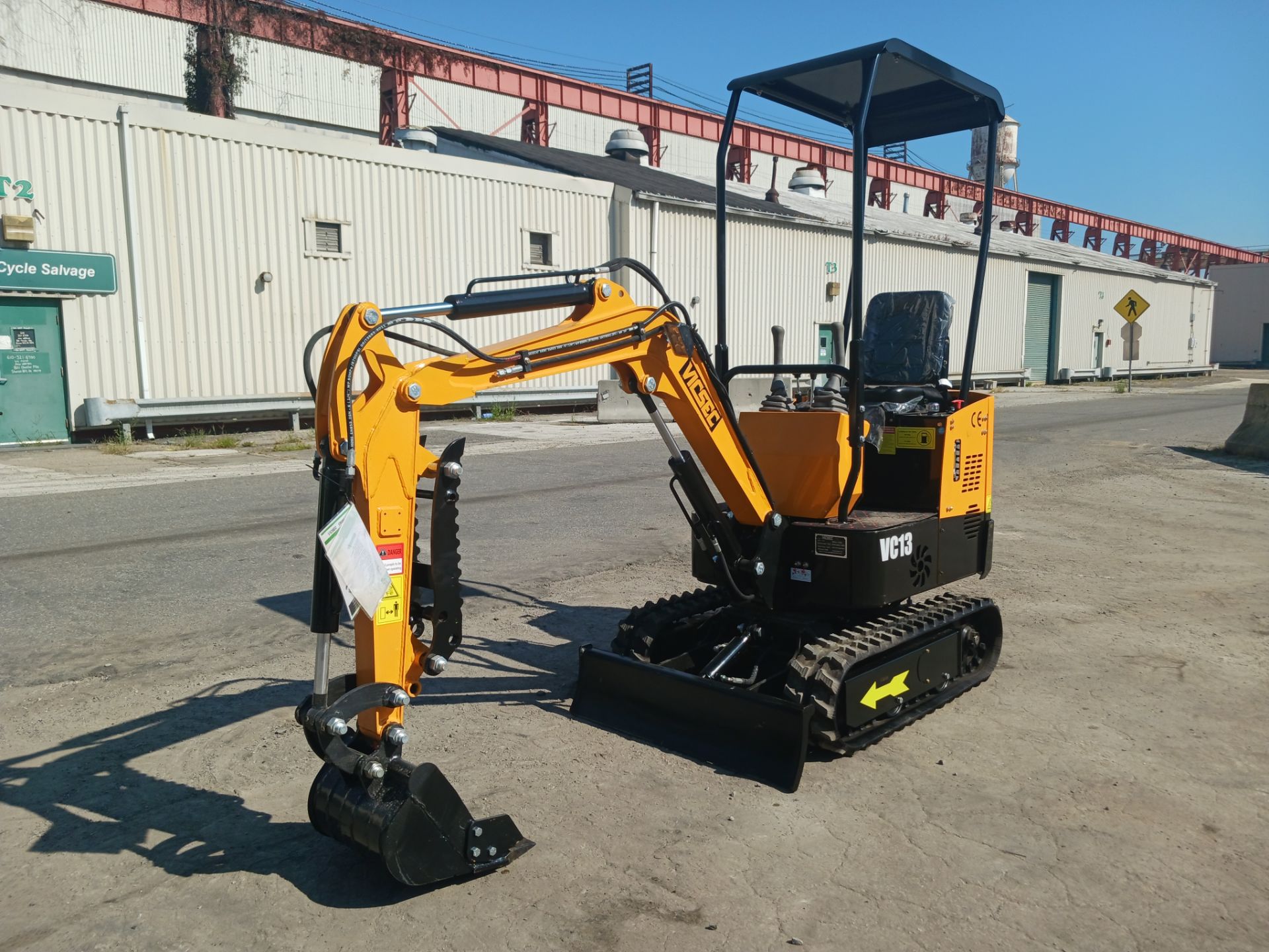 2023 VICSEC VC13 Mini Excavator - Image 6 of 18