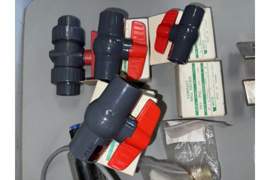 Lot of Valves and Fuses (BS81) - Image 3 of 14