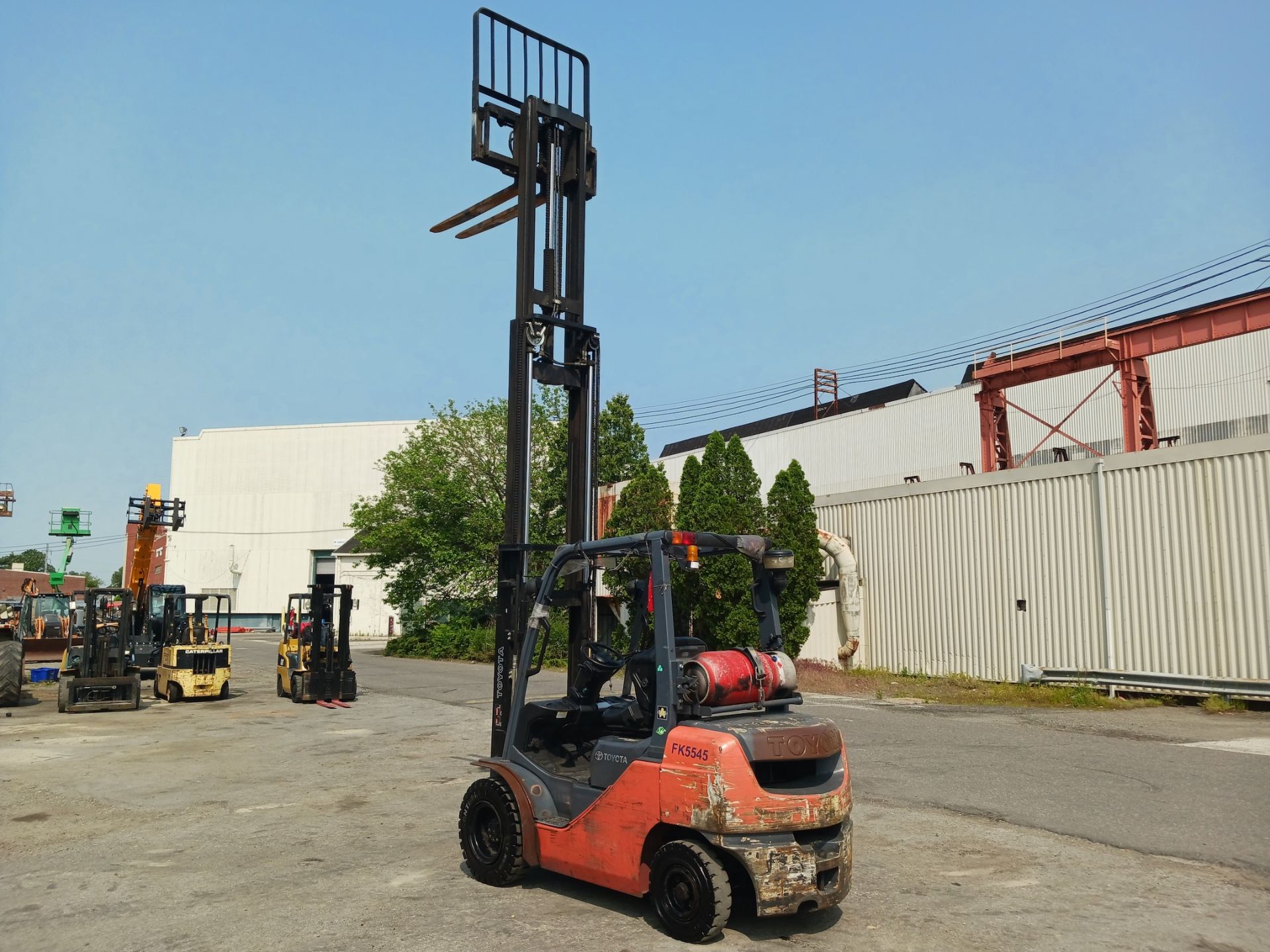 Toyota 8FGU25 5,000lb Forklift - Image 8 of 14