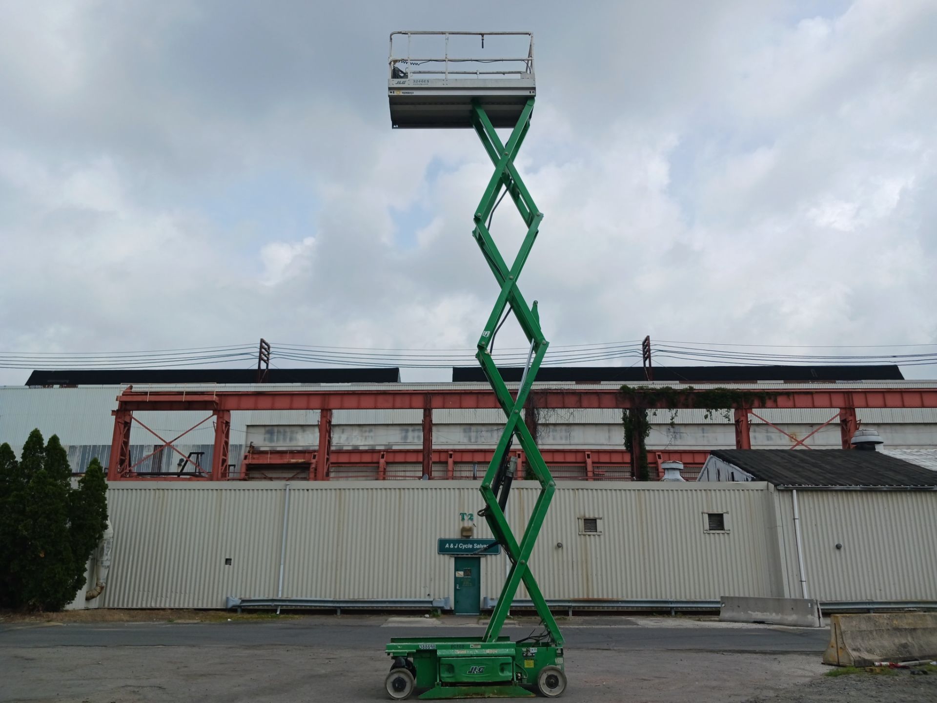 2012 JLG 3246ES Electric 32FT Scissor Lift - Image 10 of 17