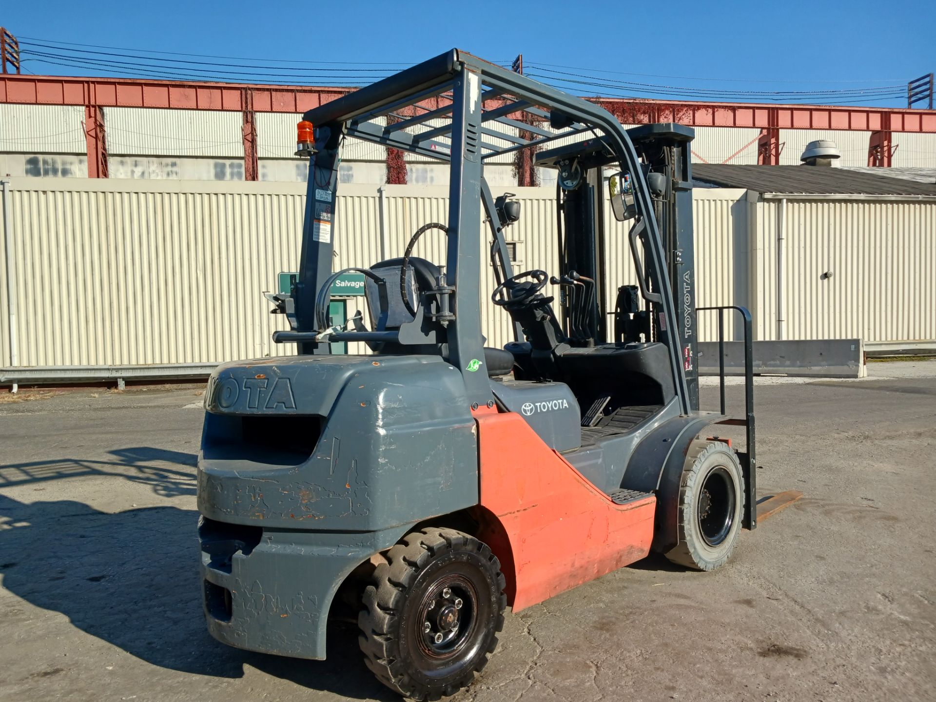 2016 Toyota 8FGU25 5,000 lb Forklift - Image 3 of 21