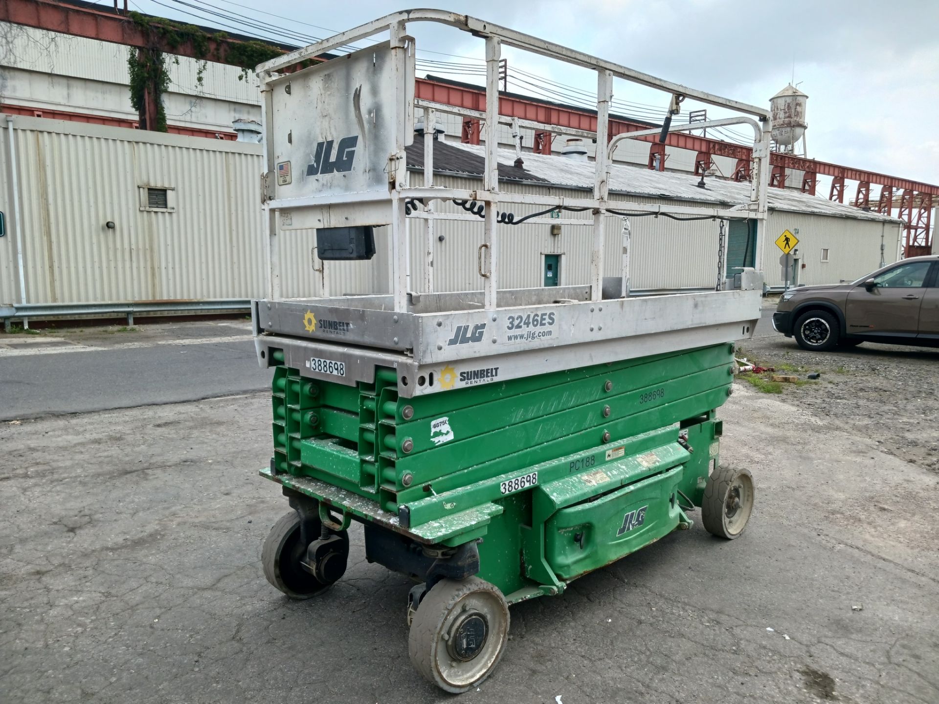 2012 JLG 3246ES Electric 32FT Scissor Lift - Image 3 of 17