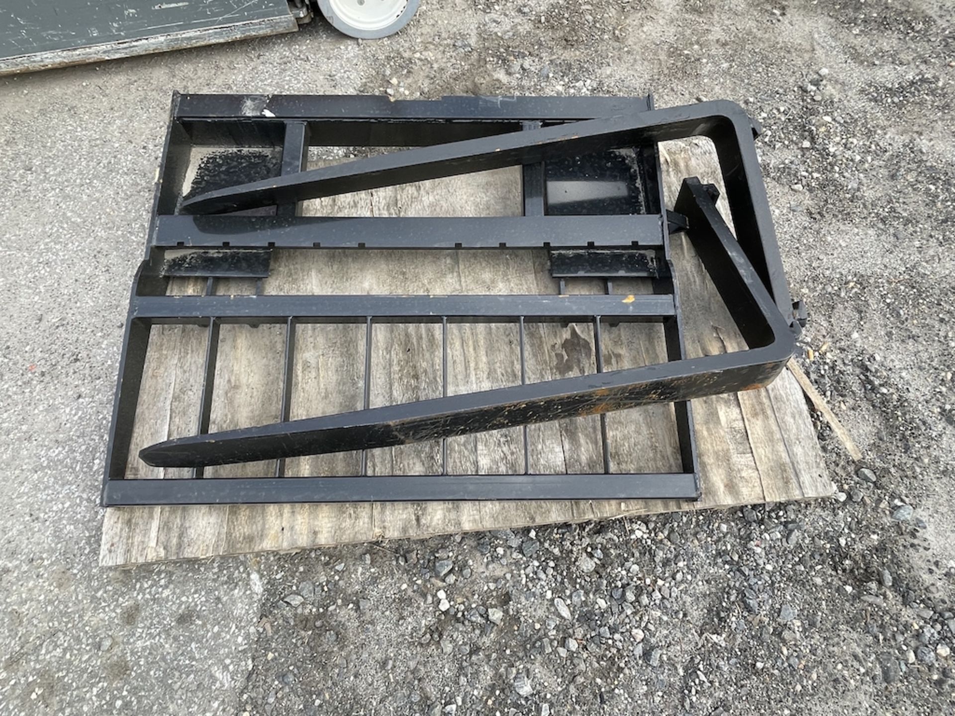 Brand New 2022 Mower King SA 48" Skid Steer Forks Attachment (ES32)