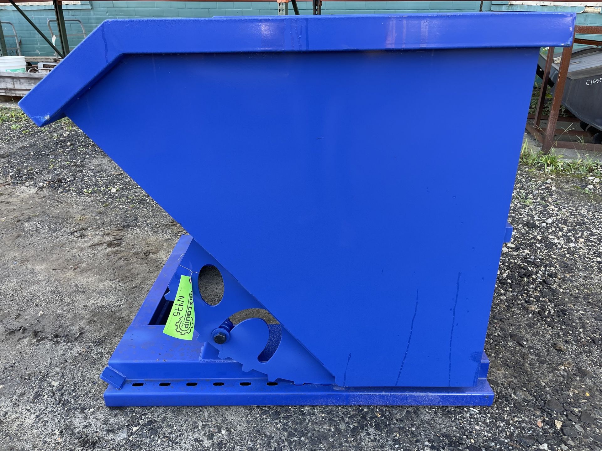 Brand New 1 Cubic Yard Self Dumping Hopper (NY75E) - Image 2 of 9