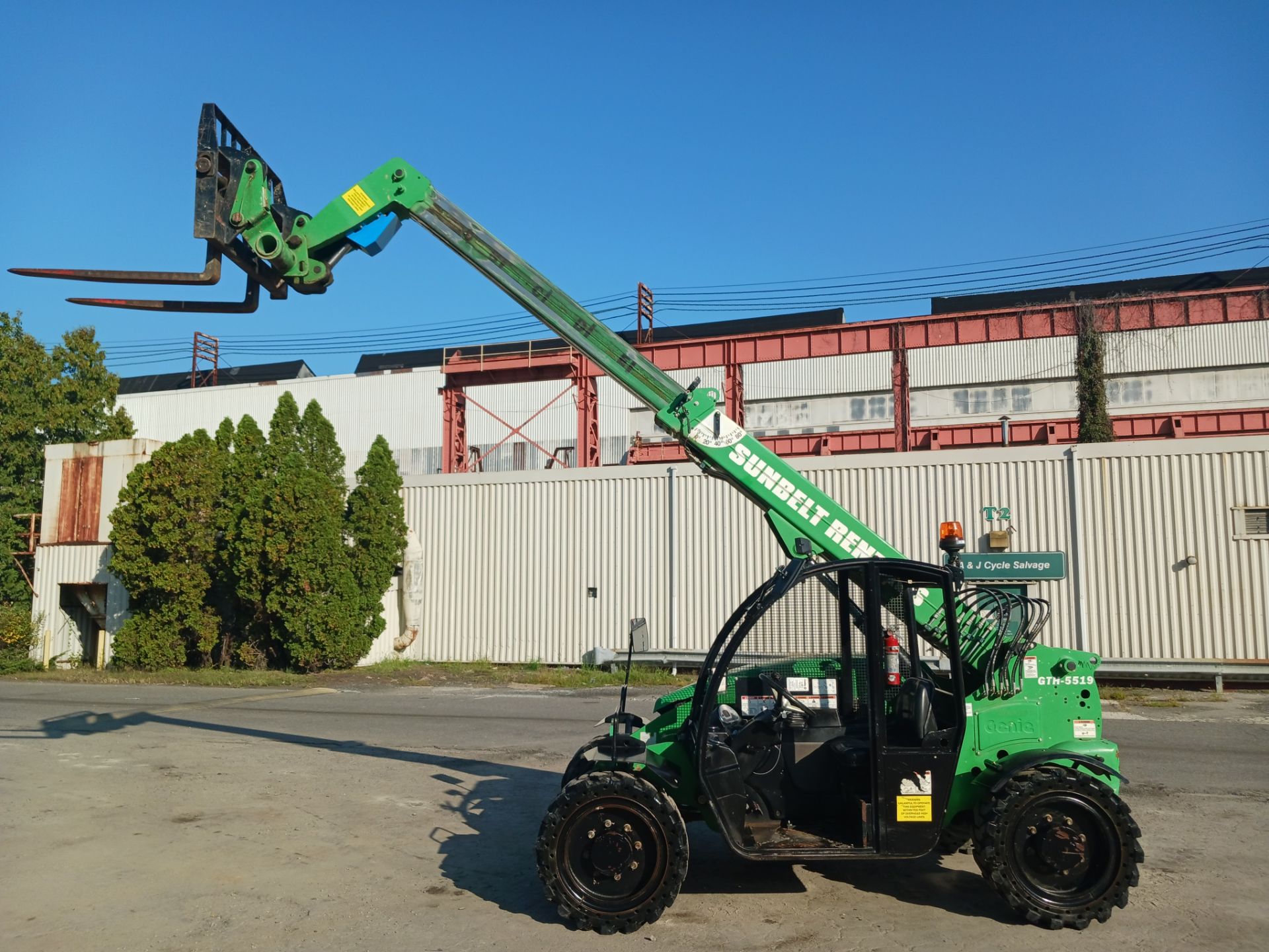2015 Genie GTH-5519 5,000lbs Telescopic Forklift - Image 10 of 22