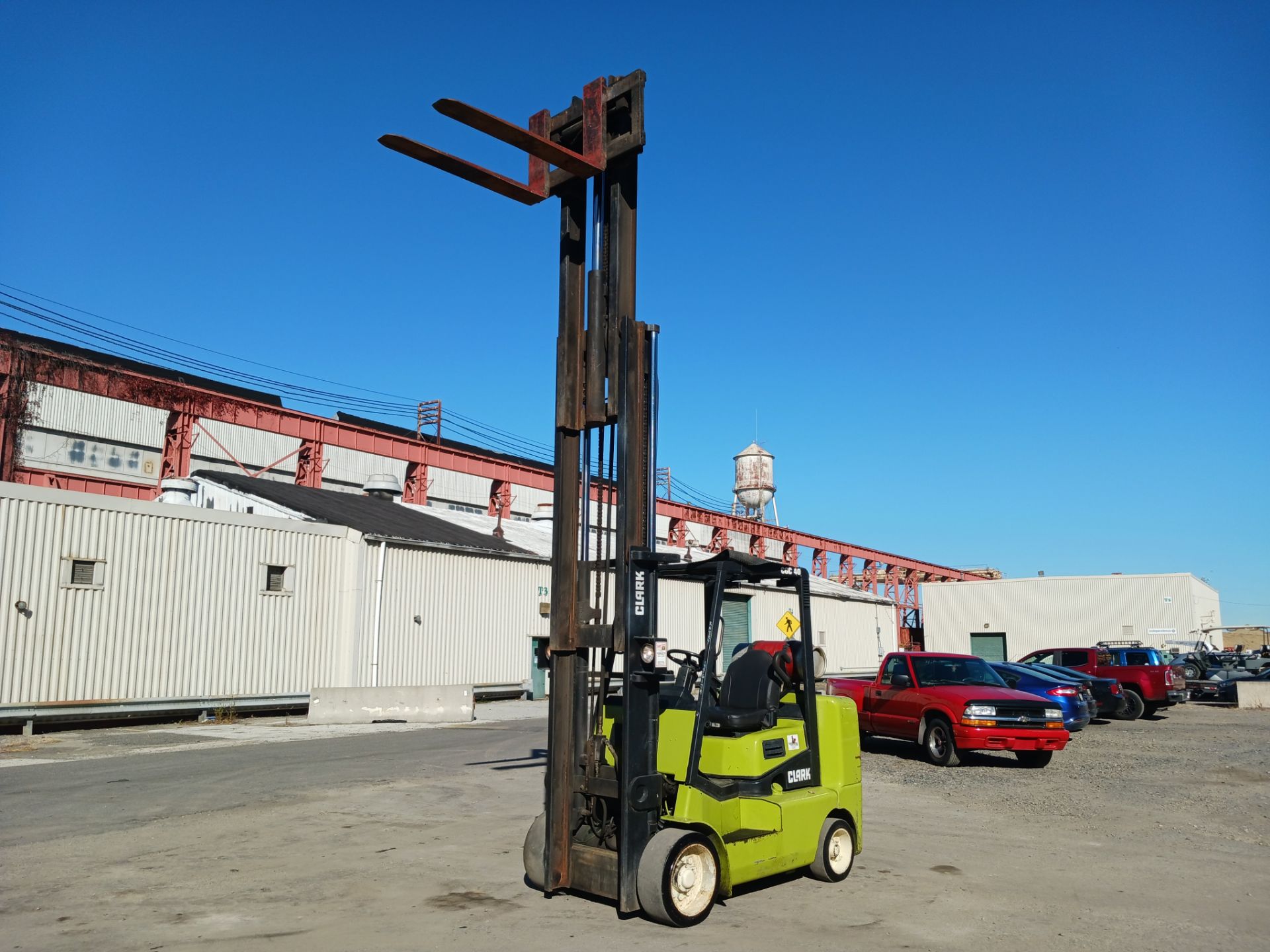 Clark CGC40 8,000lb Forklift - Image 9 of 21