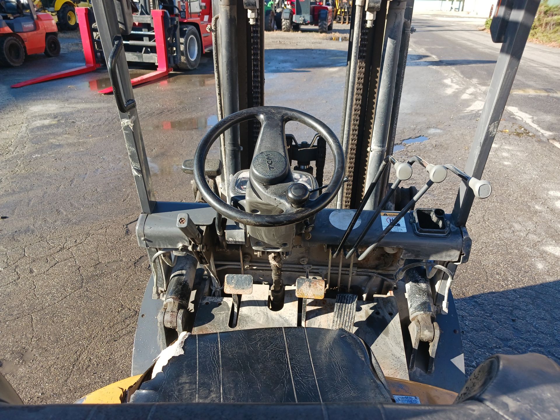 2000 TCM FG25N5T 5,000lb Forklift - Image 11 of 20