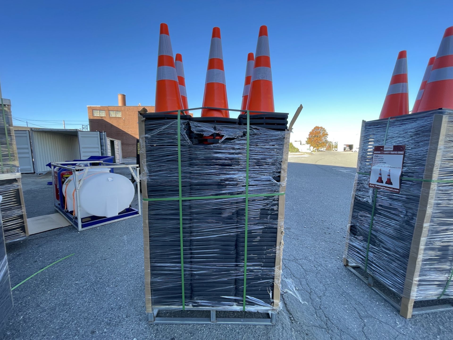 Lot of 250 Brand New Safety Highway Cones (NY113)