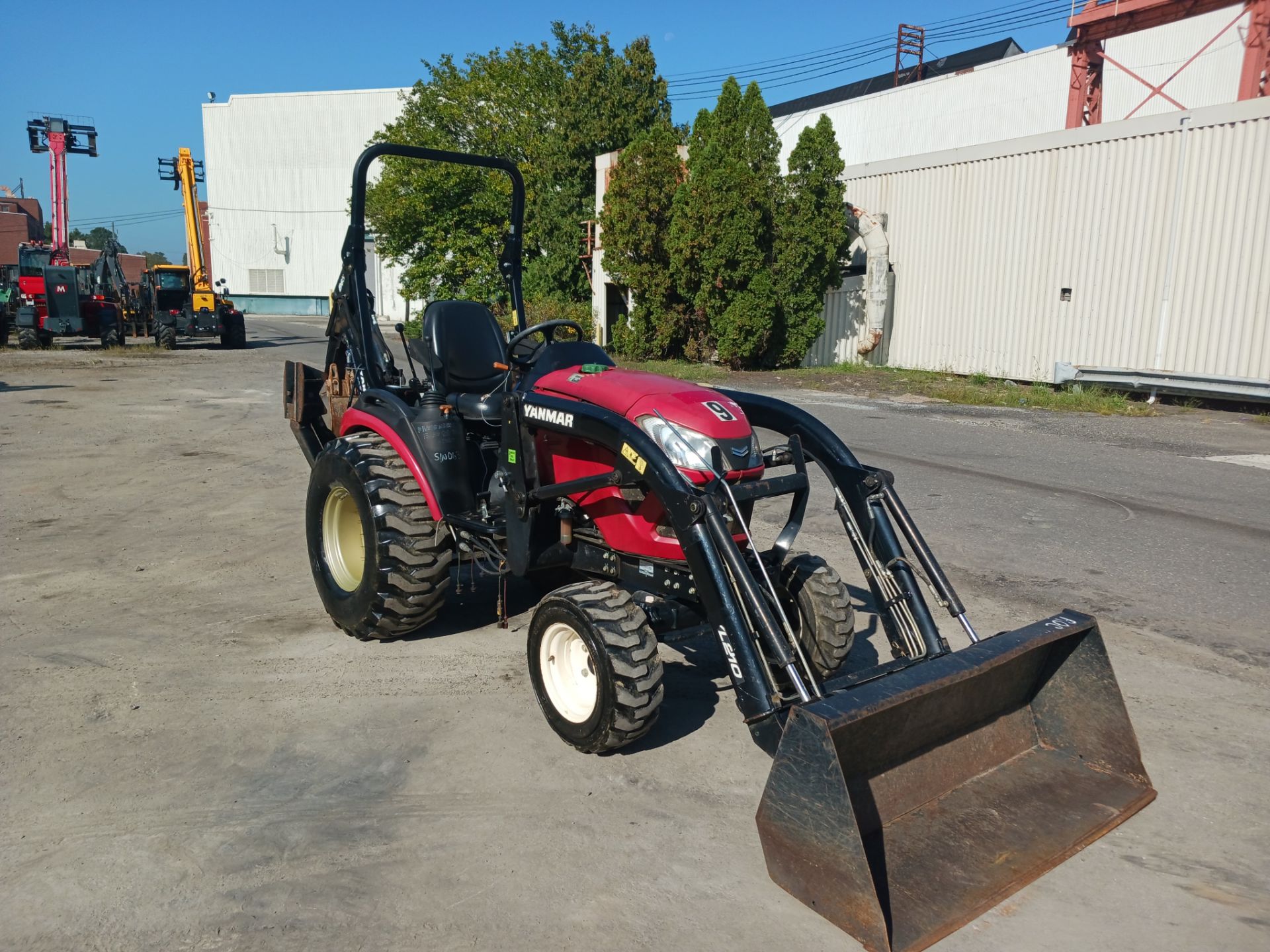 2018 Yanmar SA24 Utility Backhoe Tractor Loader - Image 2 of 22