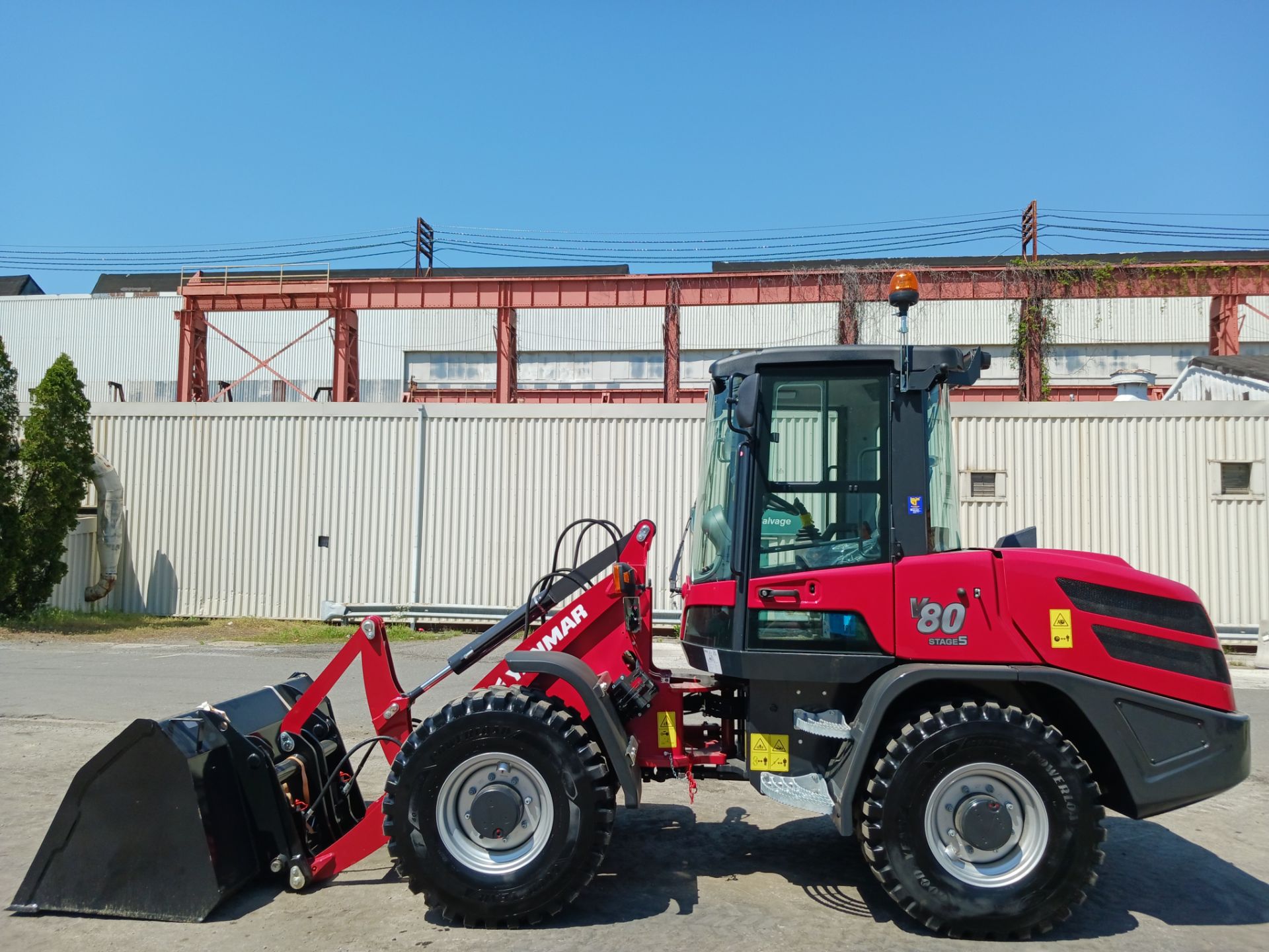 New 2022 Yanmar V8 Wheel Loader Forks & Bucket