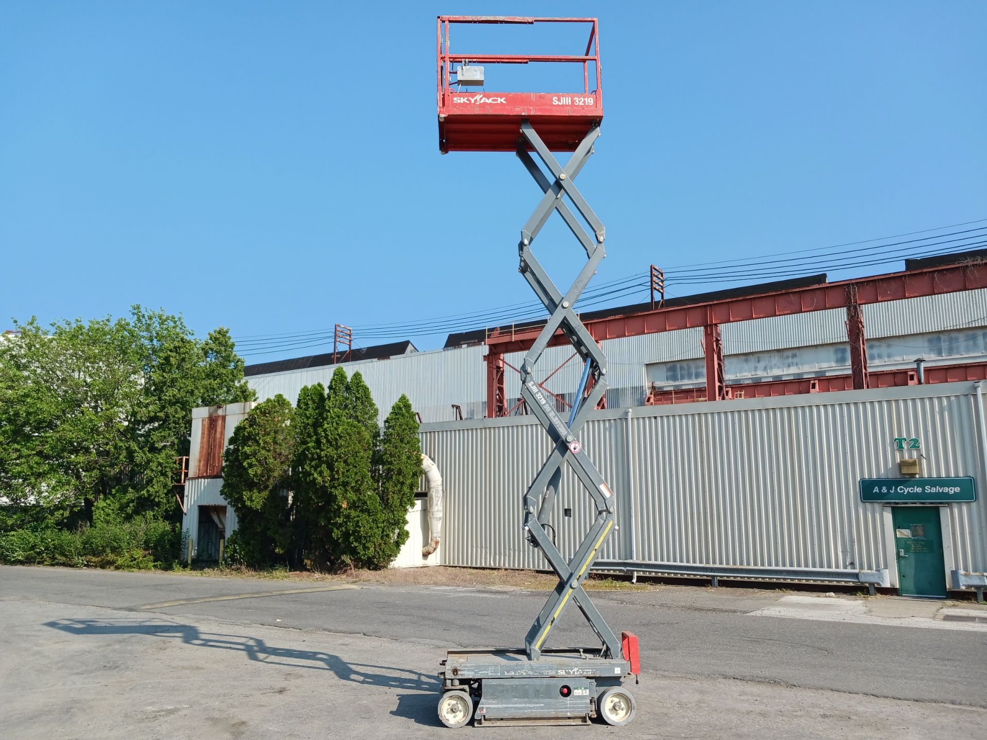 2013 Skyjack SJIII-3219 19ft Scissor Lift (A1) - Image 10 of 16