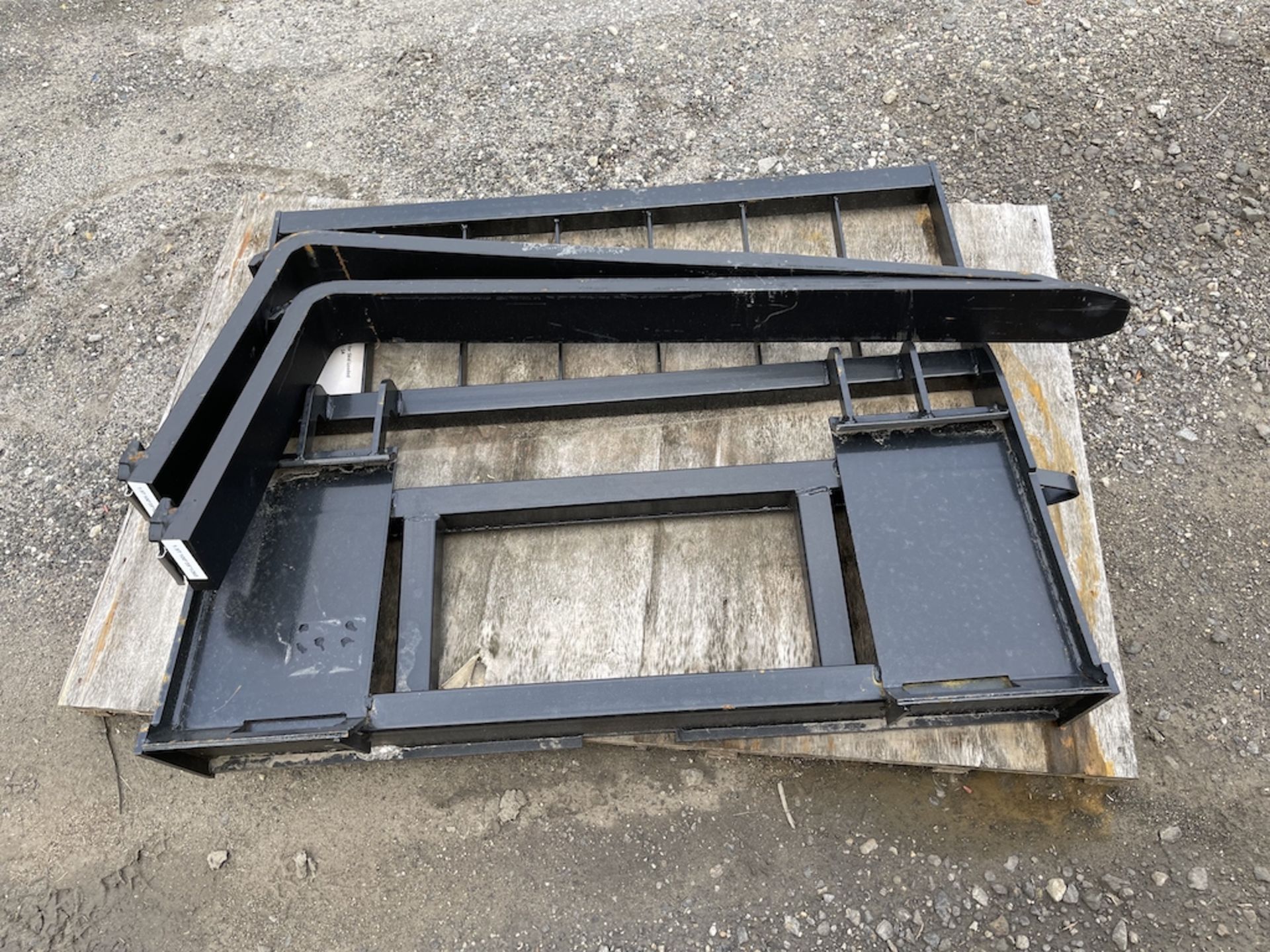 Brand New Mower King 48" Skid Steer Fork Attachment (ES28) - Image 2 of 3