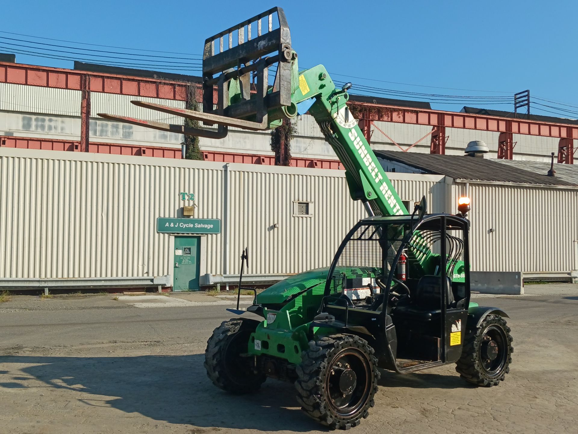 2015 Genie GTH-5519 5,000lbs Telescopic Forklift - Image 6 of 22