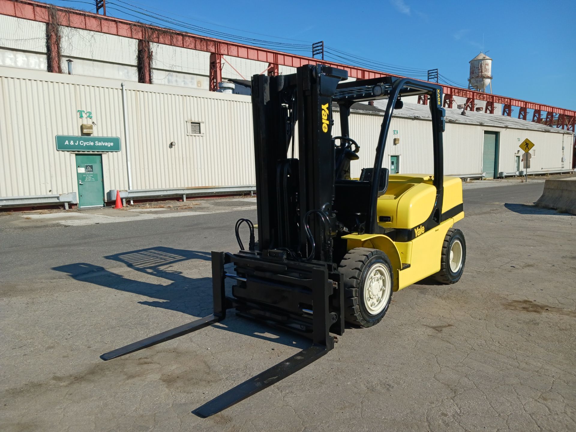 Yale GDP090VXNCSE090 9,000lb Forklift - Image 6 of 21