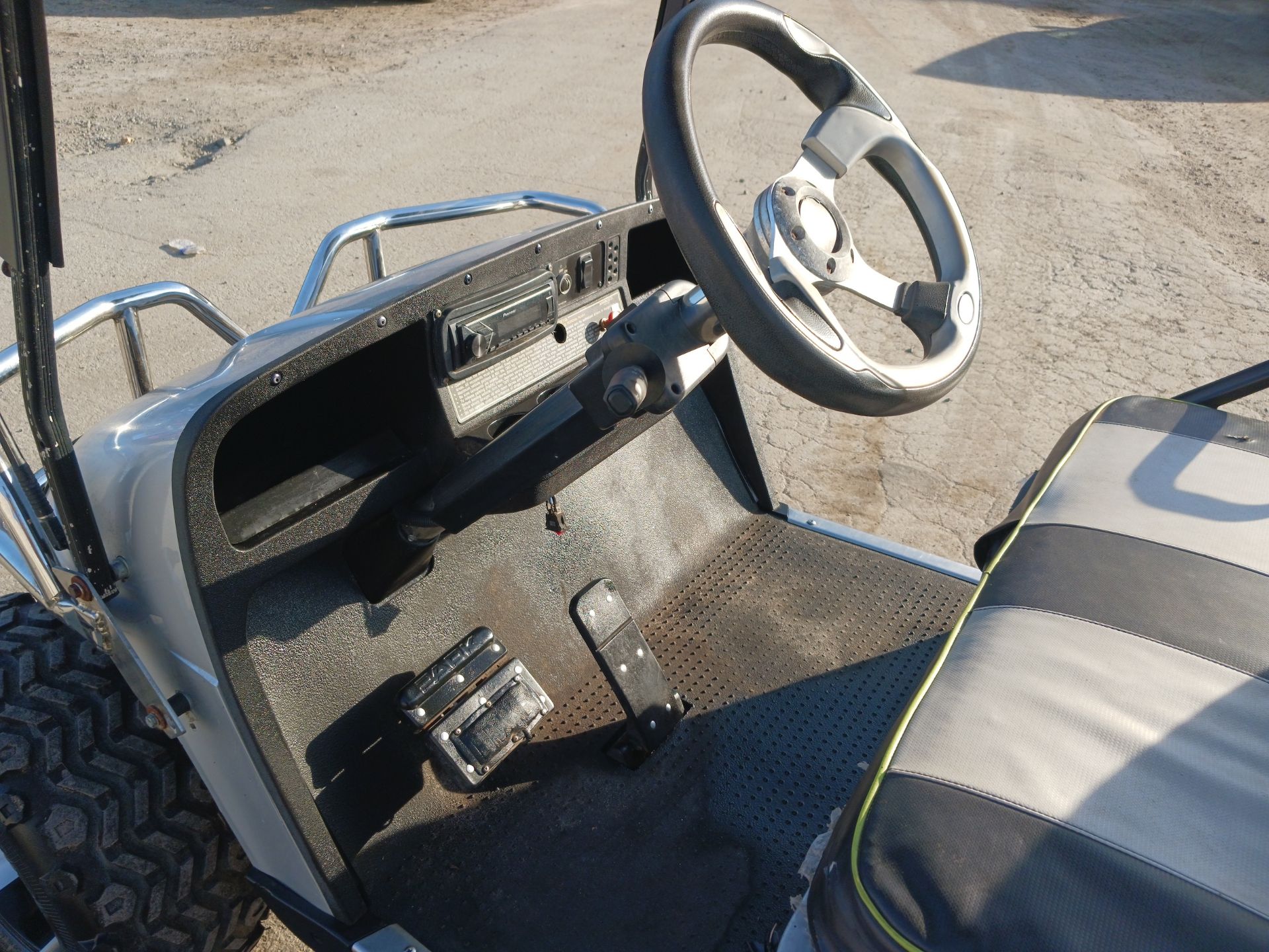 EZ-G0 Electric Golf Cart - Image 8 of 26