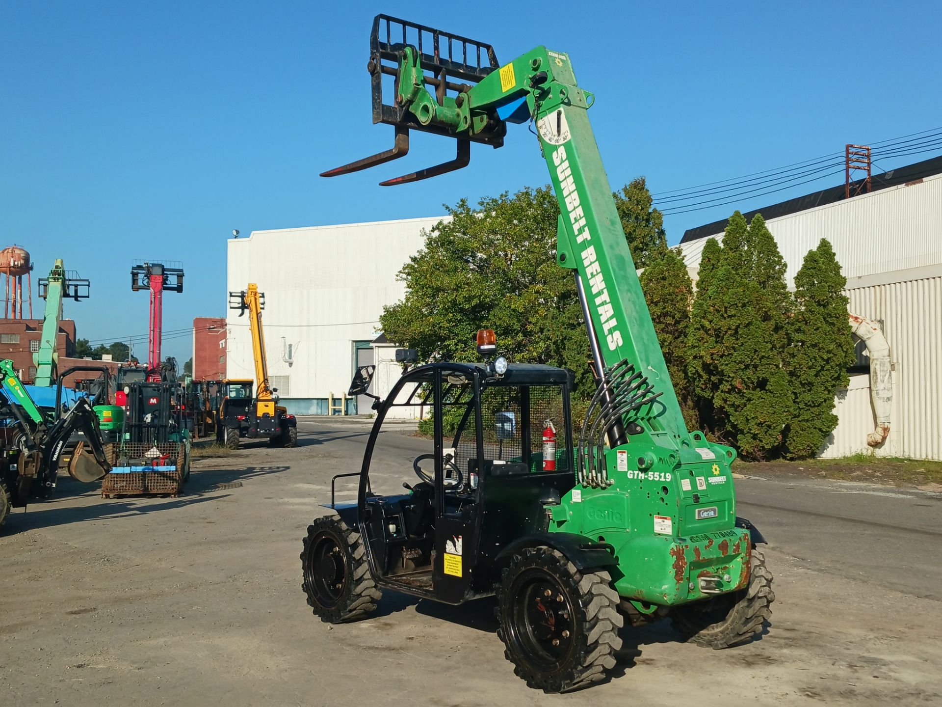 2015 Genie GTH-5519 5,000lbs Telescopic Forklift - Image 8 of 22