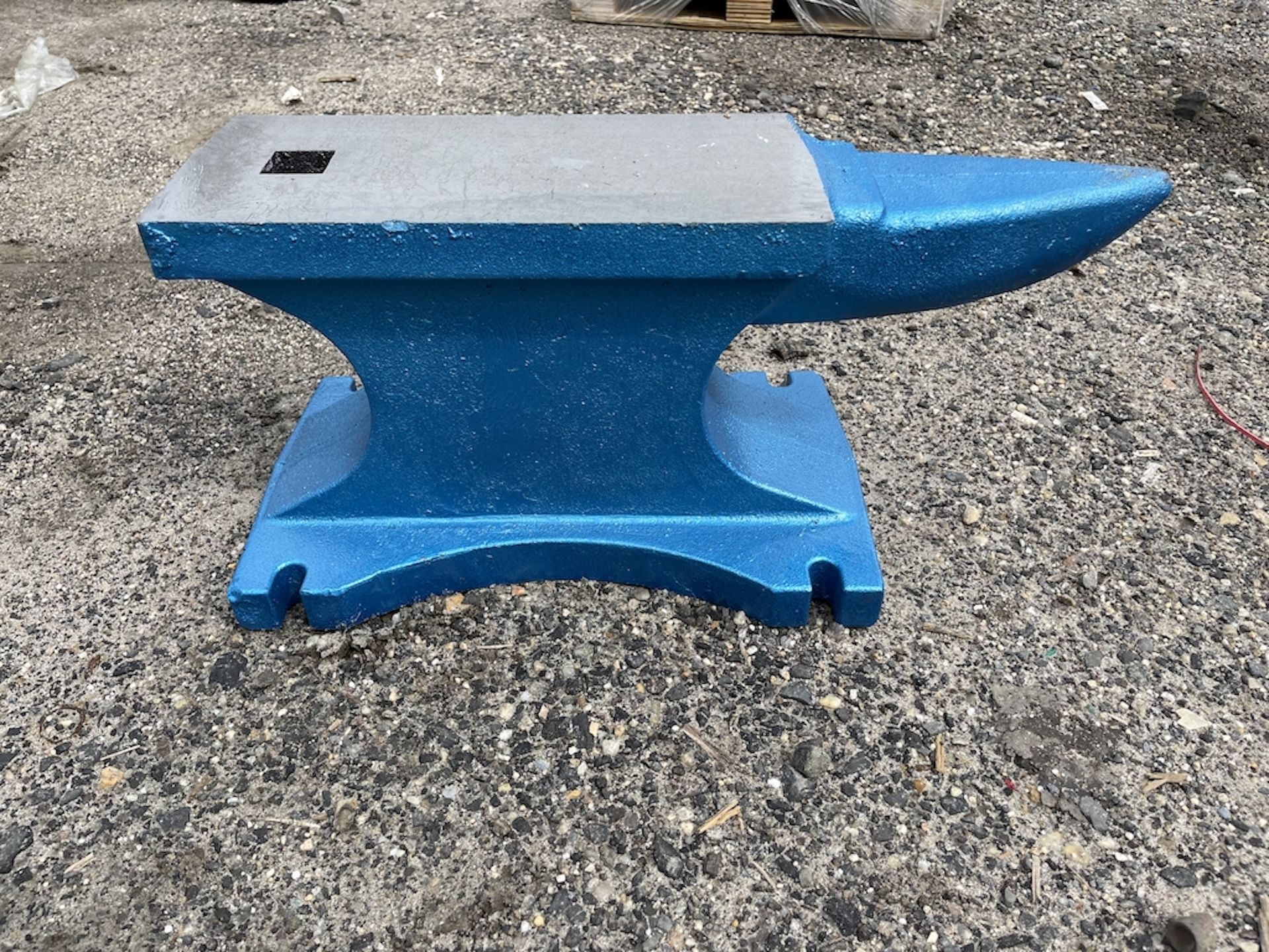 Brand New Cast Iron Anvil (NY173) - Image 4 of 9