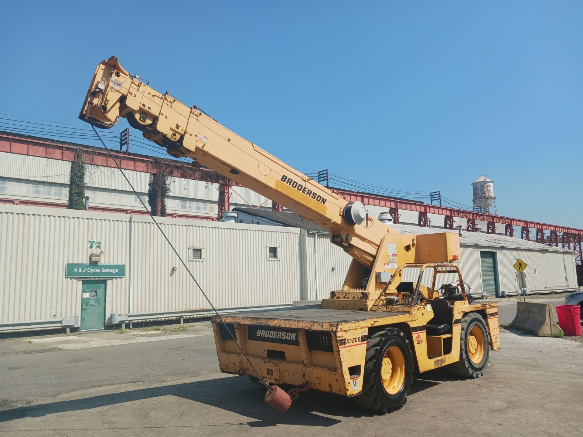 Broderson IC-200-3F Carry Deck 15 Ton Crane - Image 3 of 13