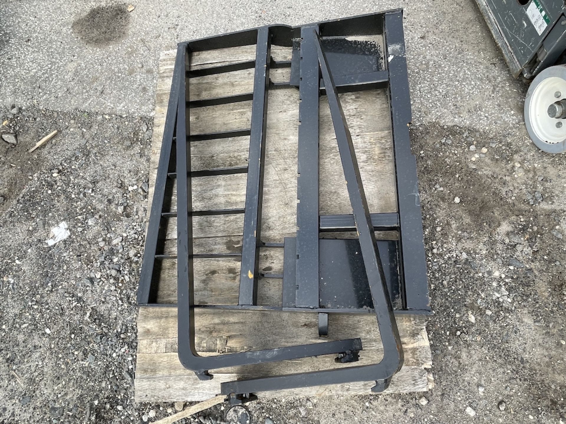 Brand New 2022 Mower King SA 48" Skid Steer Forks Attachment (ES32) - Image 4 of 4