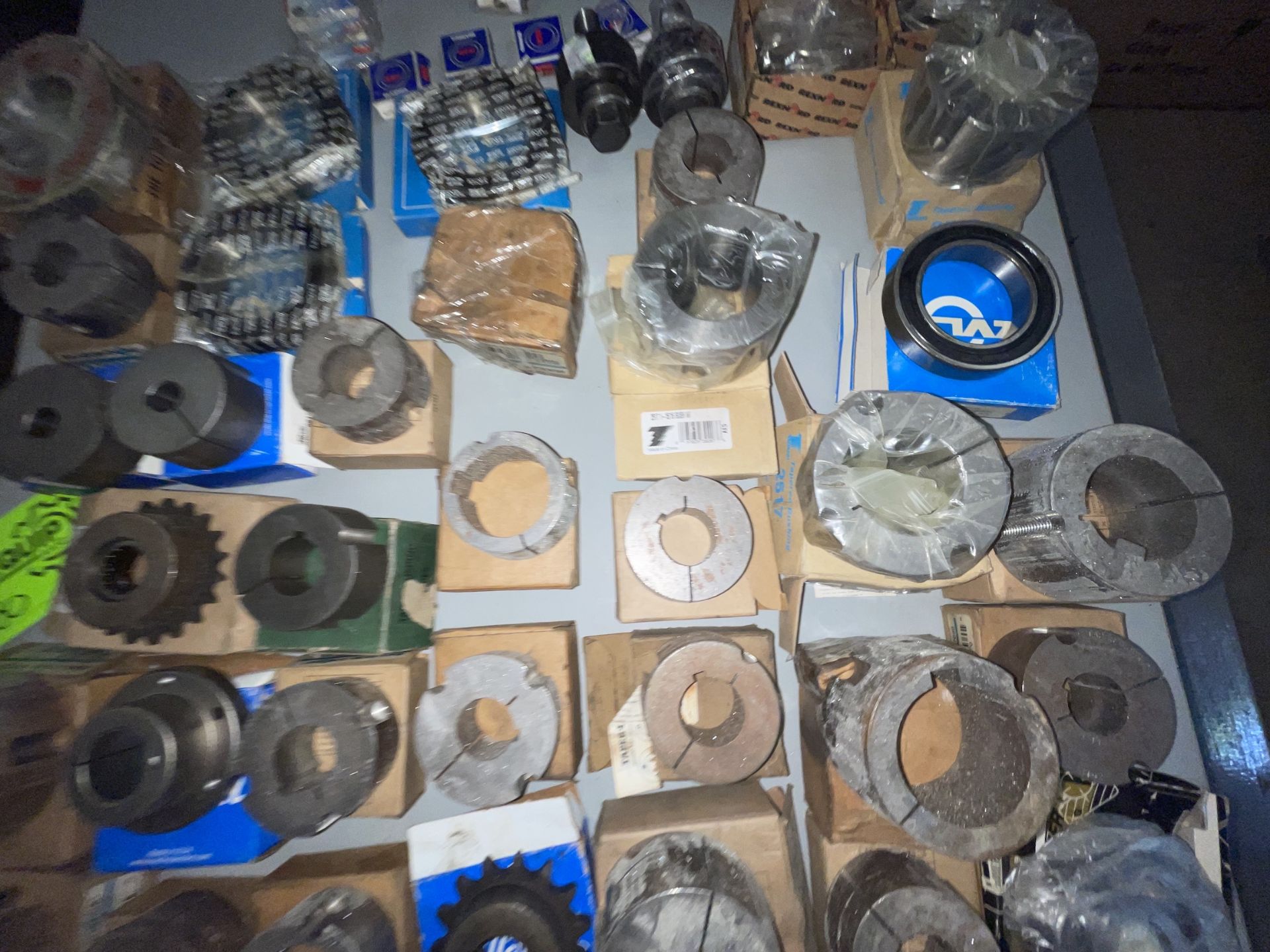 Lot of Bushings and Sprockets (BS80) - Image 2 of 13