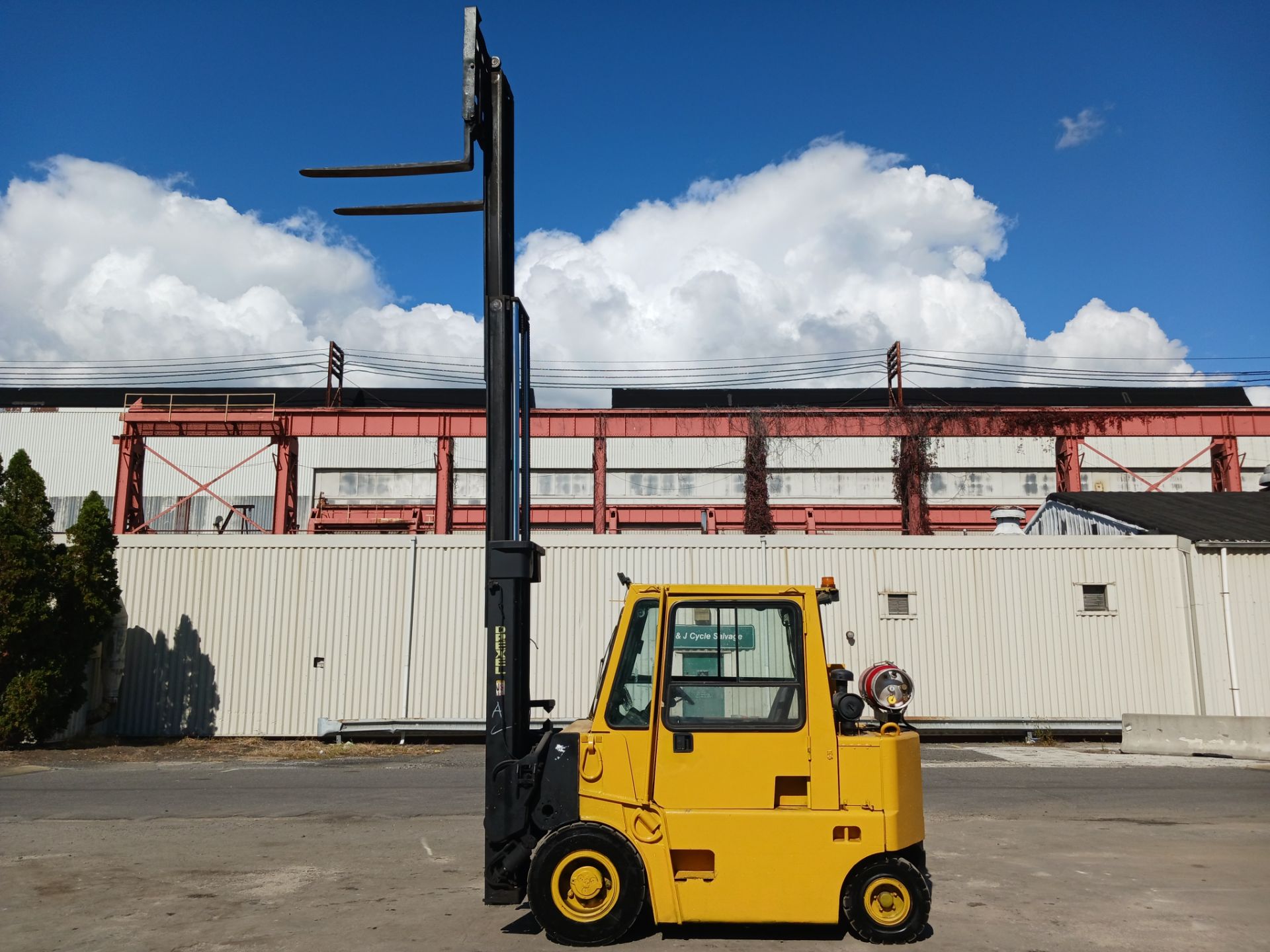 Drexel R60SL-L 6,000lb Swing Mast Forklift - Image 9 of 26