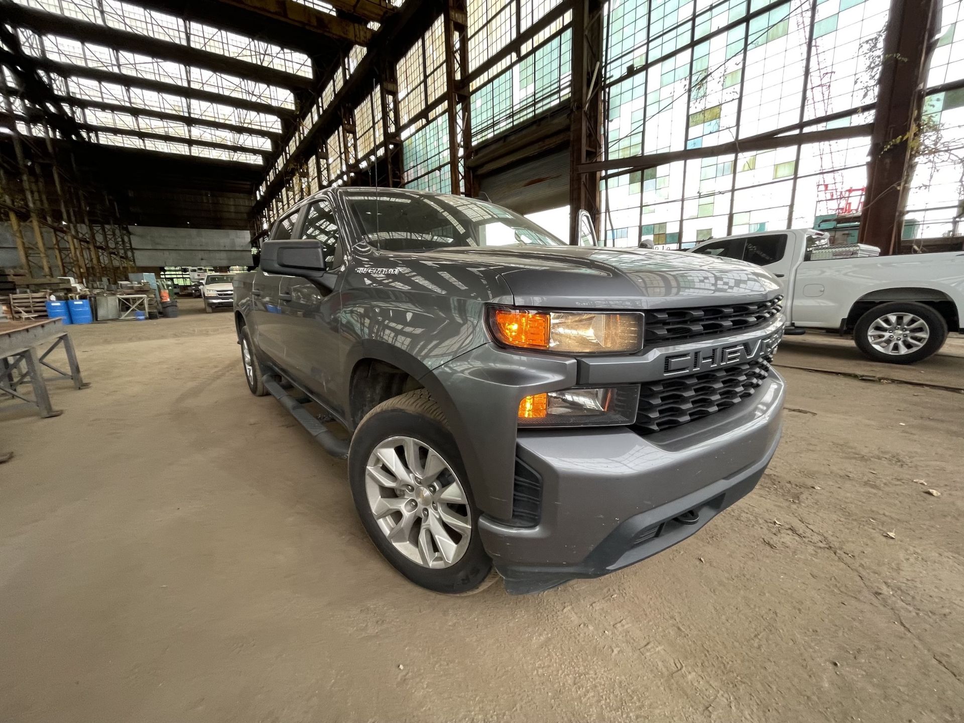 2020 Chevrolet 4X4 Silverado (SE6) - Image 3 of 29