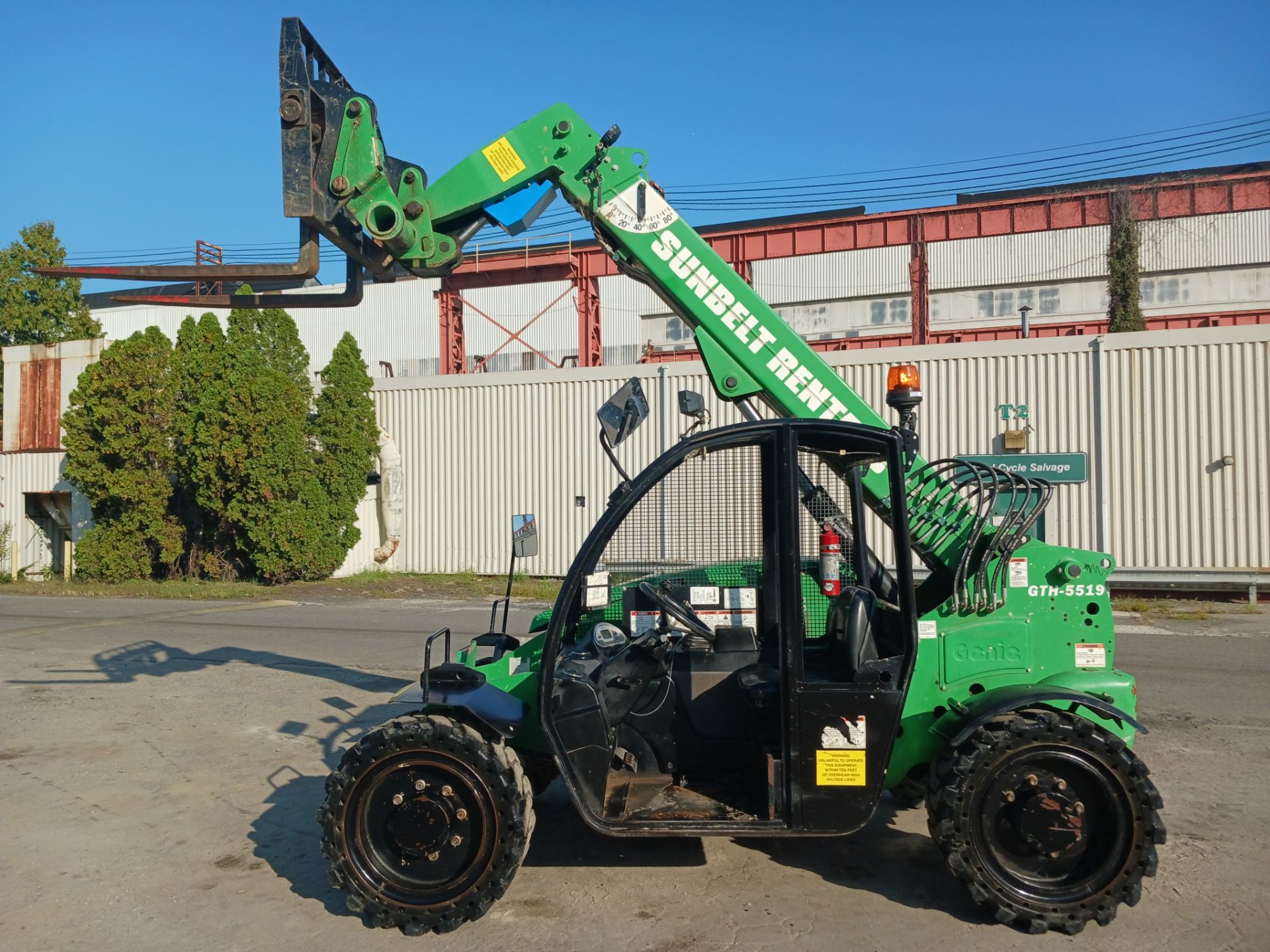 2015 Genie GTH-5519 5,000lbs Telescopic Forklift