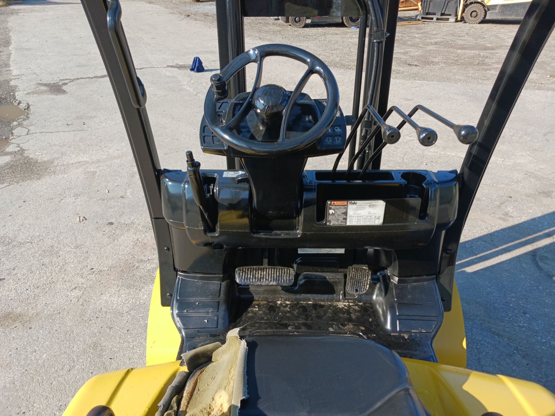 Yale GLP060VX 6,000lb Forklift - Image 11 of 13