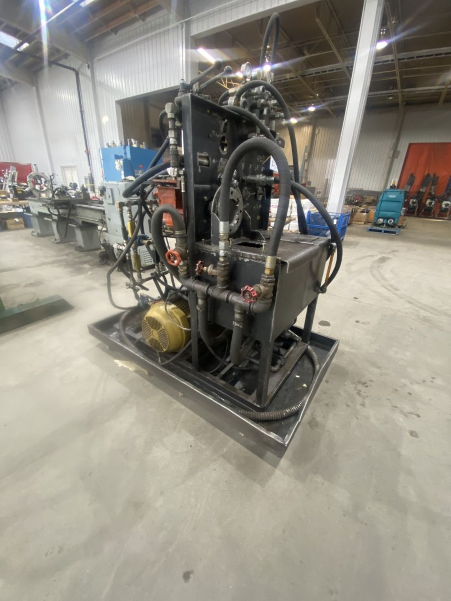 SHOP BUILT HYDRAULIC TEST STATION WITH 25HP HIGH PRESSURE PUMP AND 3HP FLOW MOTOR - Image 2 of 6