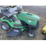 JOHN DEERE SABRE 17HP RIDE ON LAWNMOWER, 17H.P. 42IN DECK