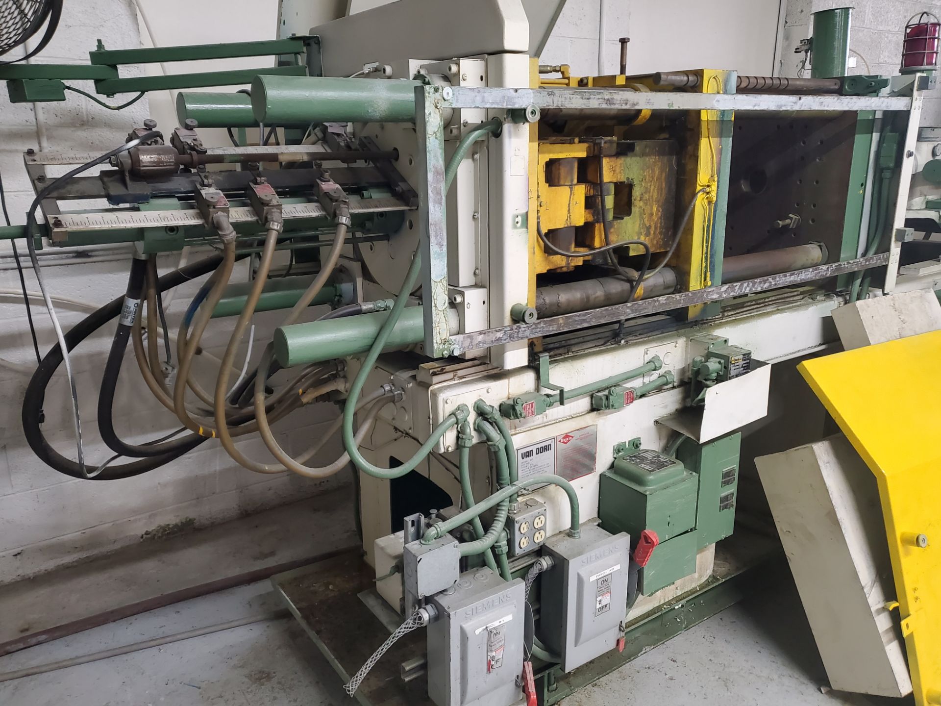 Van Dorn Model 150-RS-8F Plastic Injection Molding Machine - Image 6 of 12