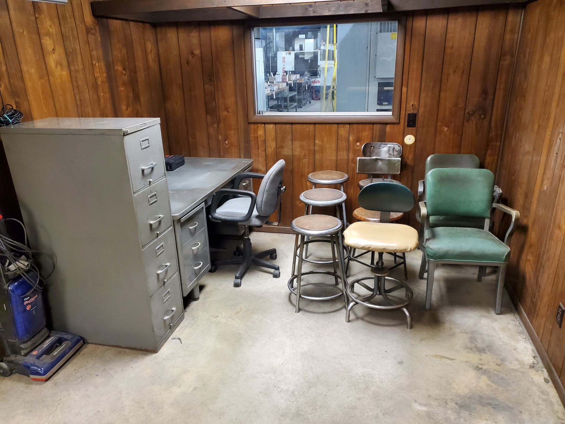 Lot of Assorted Office Furniture - Image 4 of 4