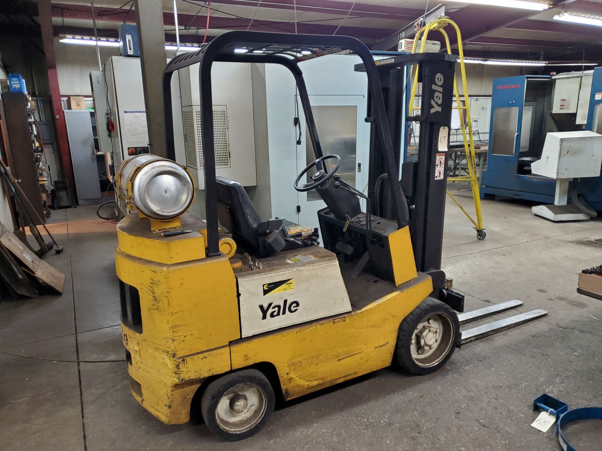 5500 Lb. Yale Lift Truck