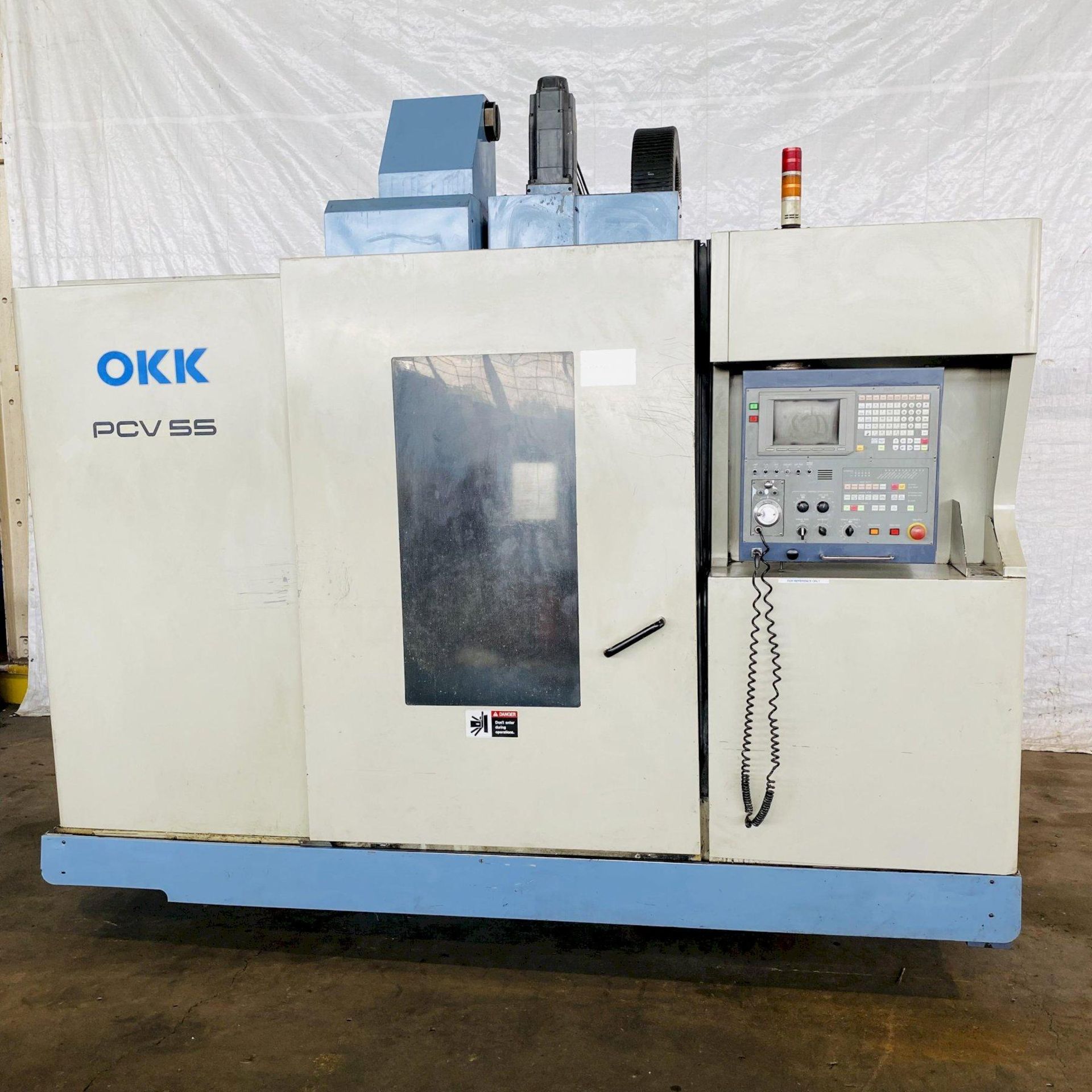 OKK PCV 55 CNC VERTICAL MACHINING CENTER