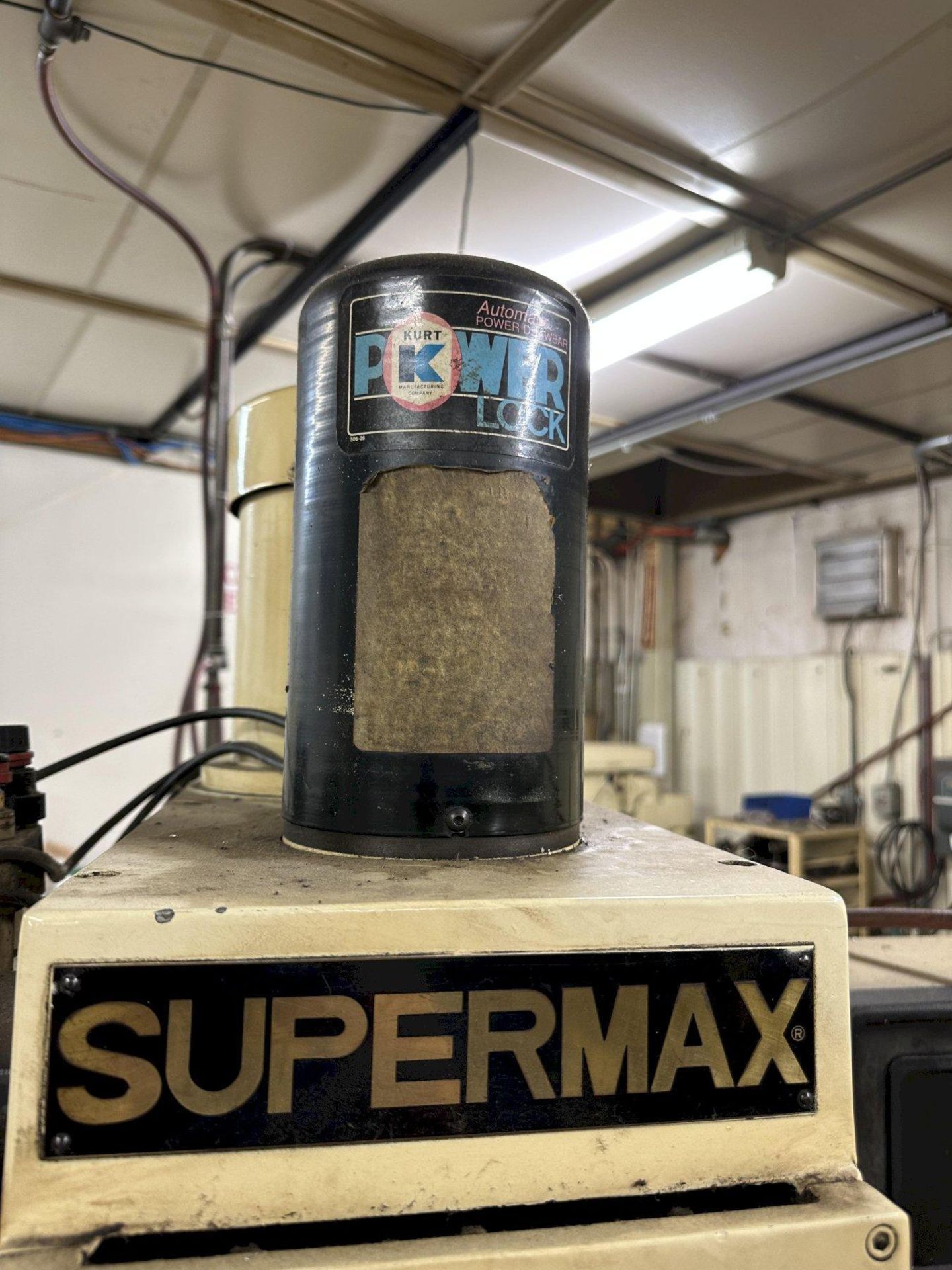 3 HP SUPERMAX YCM-16VS CNC VERTICAL MILL. - Image 12 of 12