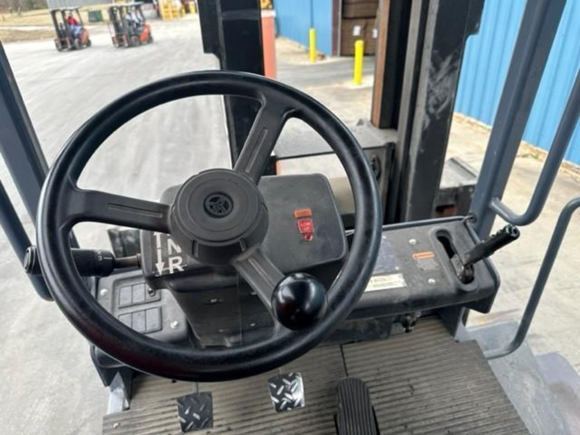 (2018) 55,000 LB. TOYOTA THDC5500-35 PROPANE FORKLIFT. - Image 16 of 20