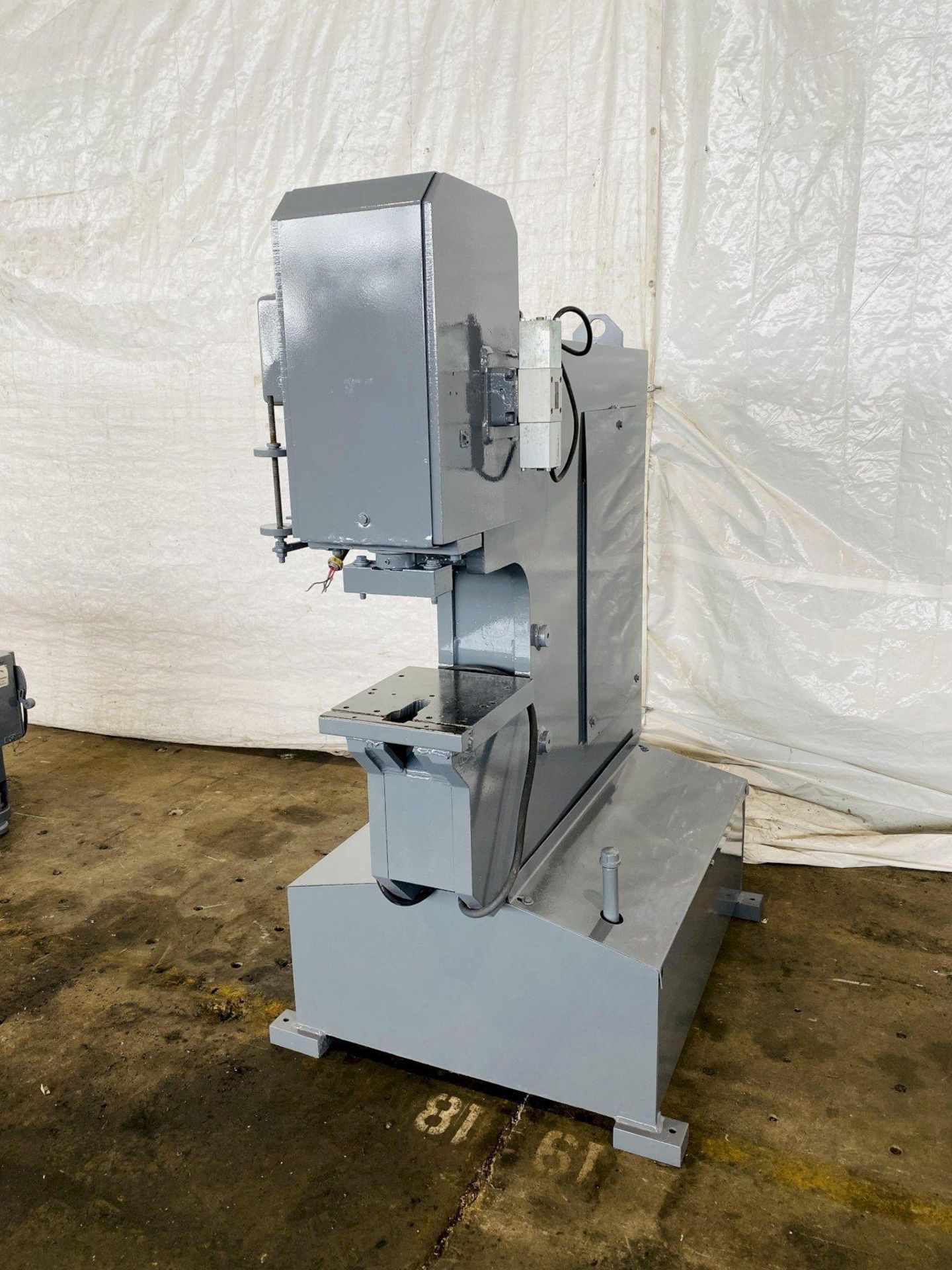70 T0N IRONCRAFTER HMW70 SINGLE STATION PUNCH. - Image 2 of 9