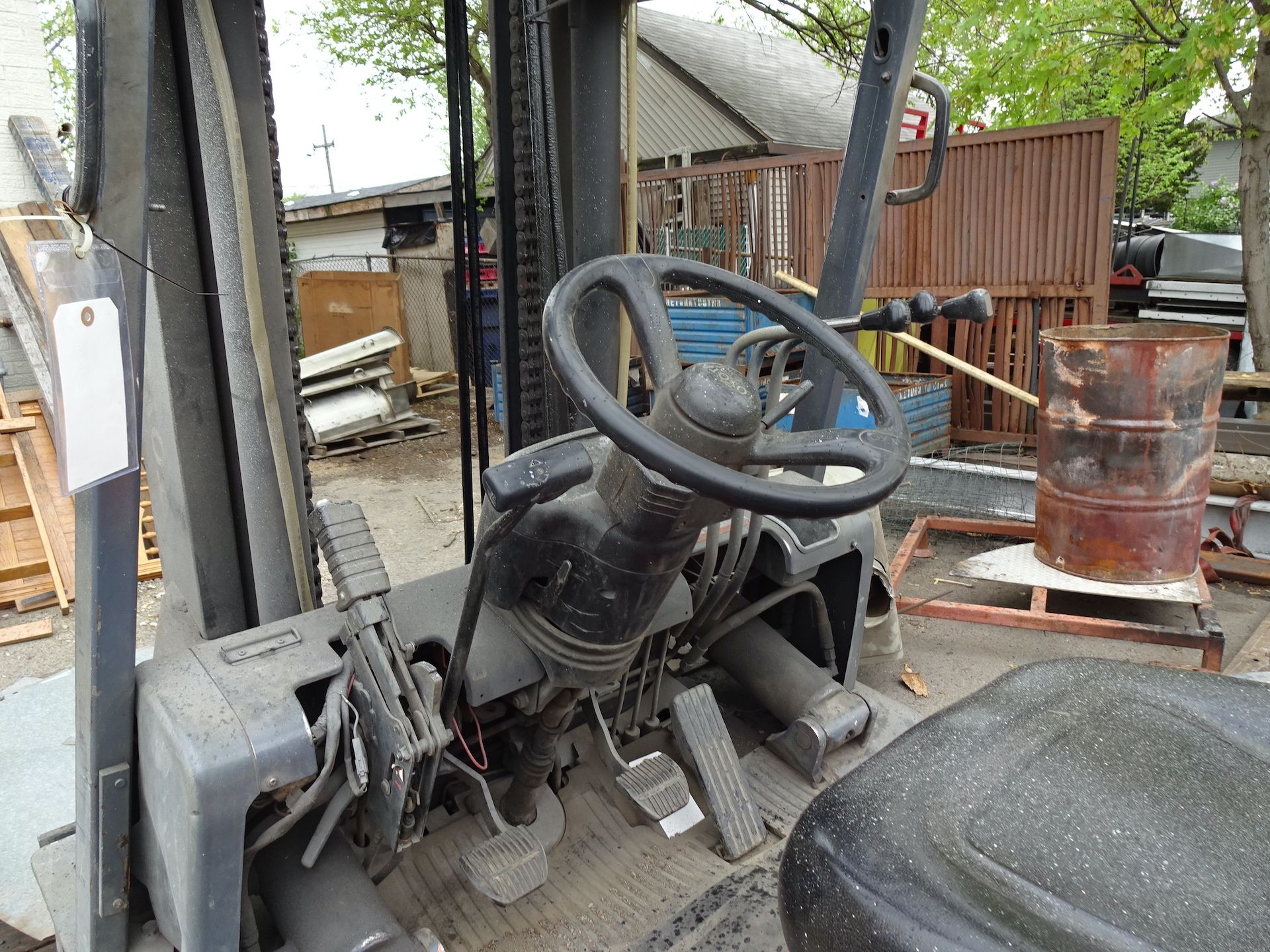 Toyota 8000 lb. Model 52-6FGCU35 LP Forklift Truck, S/N 60366, 2-Stage Mast, Side Shift - Image 2 of 8