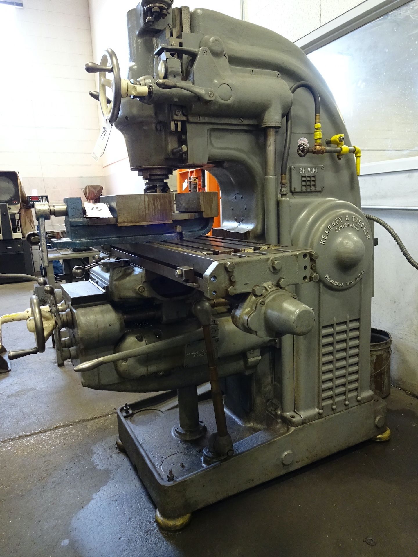 Kearney & Trecker Milwaukee Model 2H Vertical Milling Machine, S/N 2-3952, 50 in. x 10 in. T-Slot - Image 5 of 9