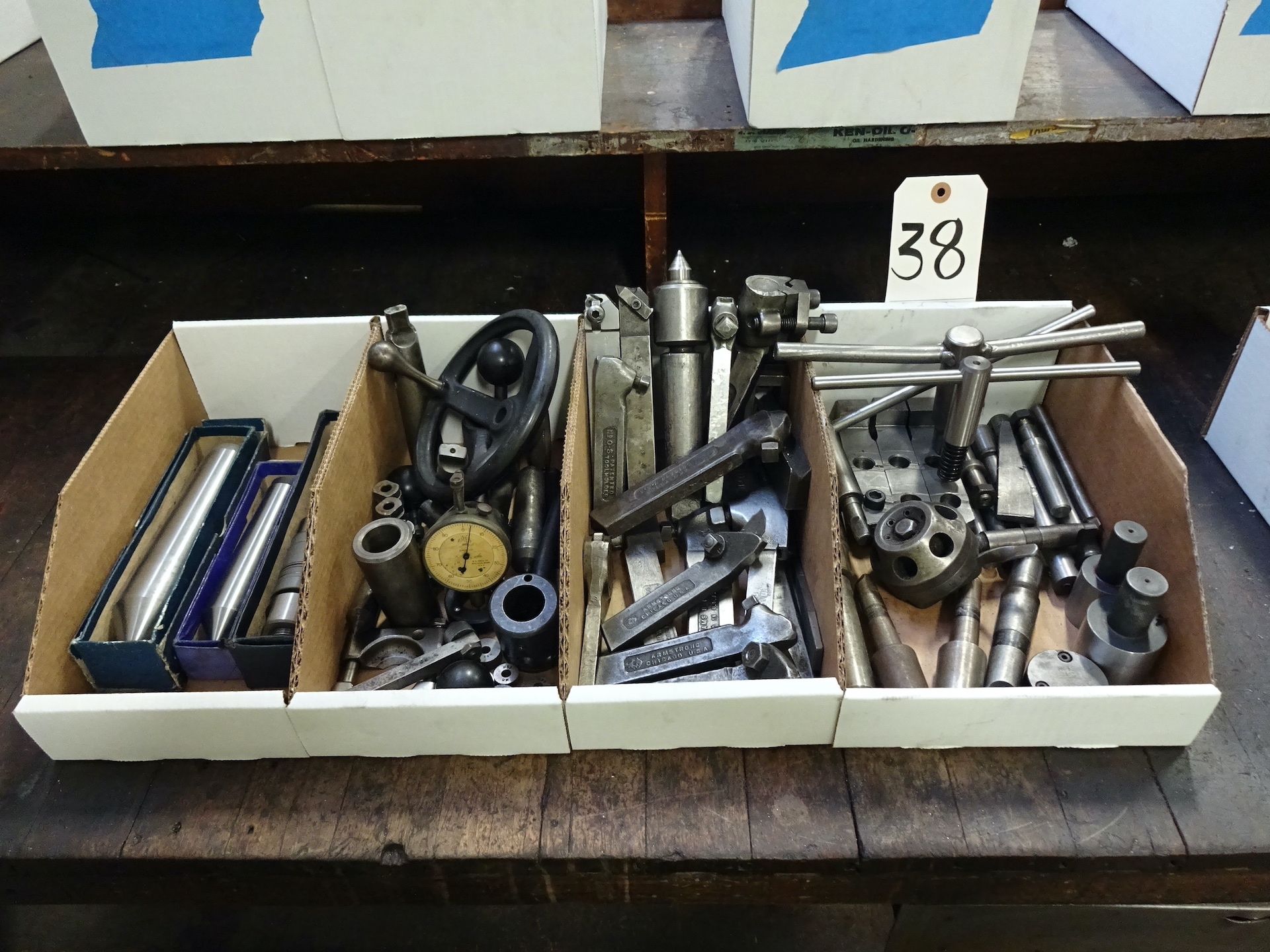 LOT: Assorted Lathe Tooling