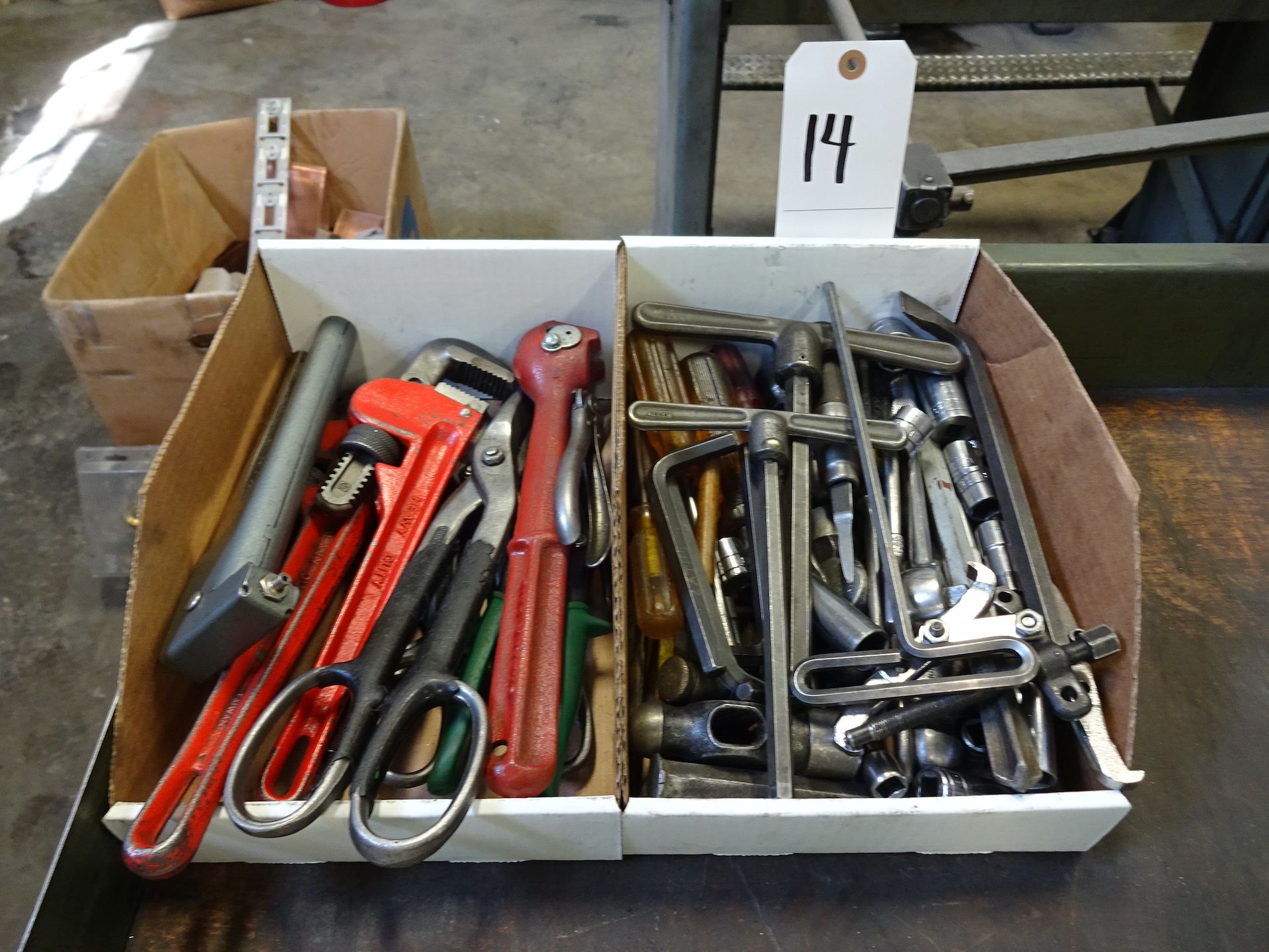 LOT: Assorted Hand Tools