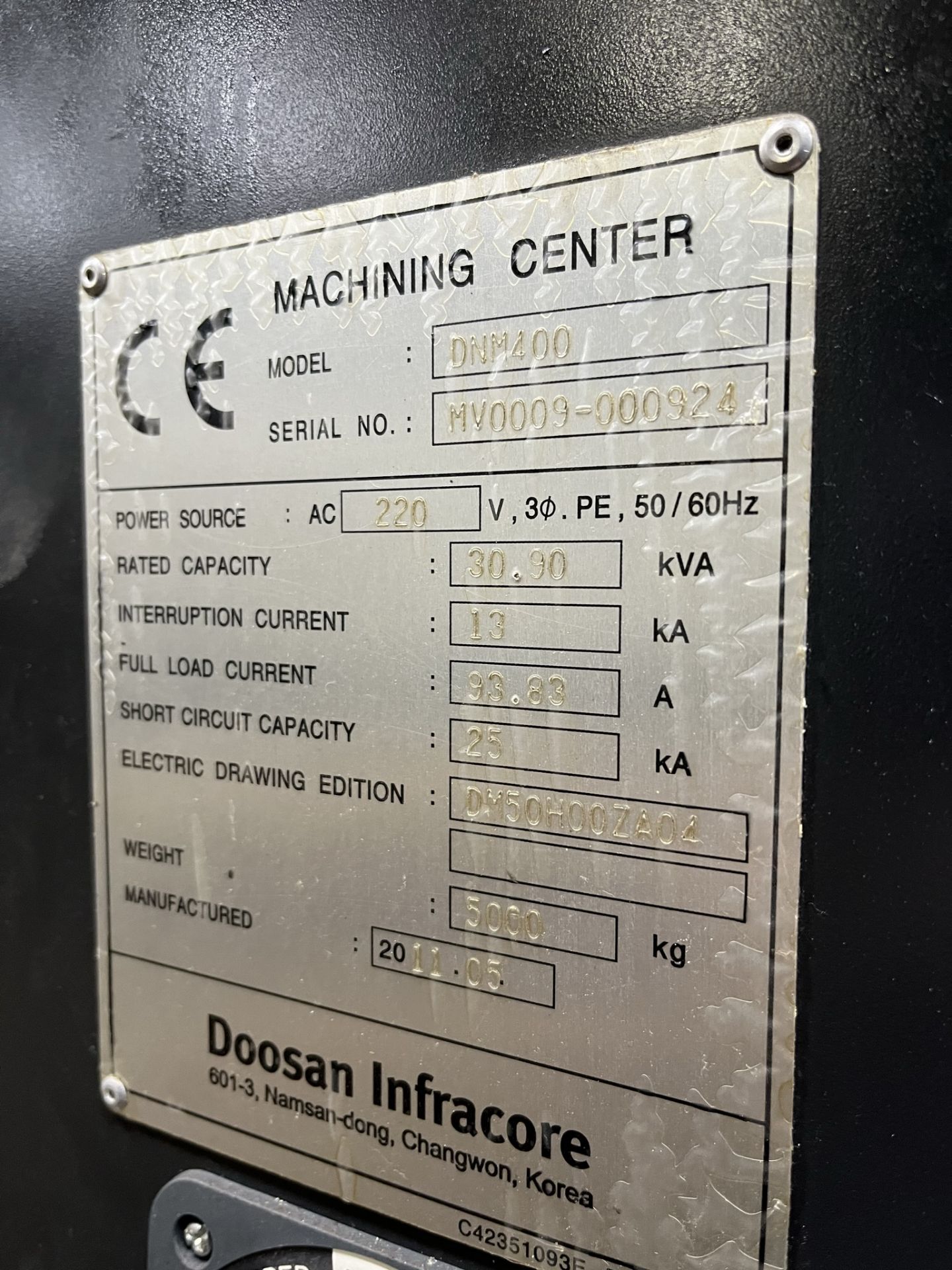 DOOSAN DNM400 VERTICAL MACHINING CENTER (2013) S/N MV0009000924, TABLE 36.2" X 17.1", TABLE LOAD - Image 7 of 7